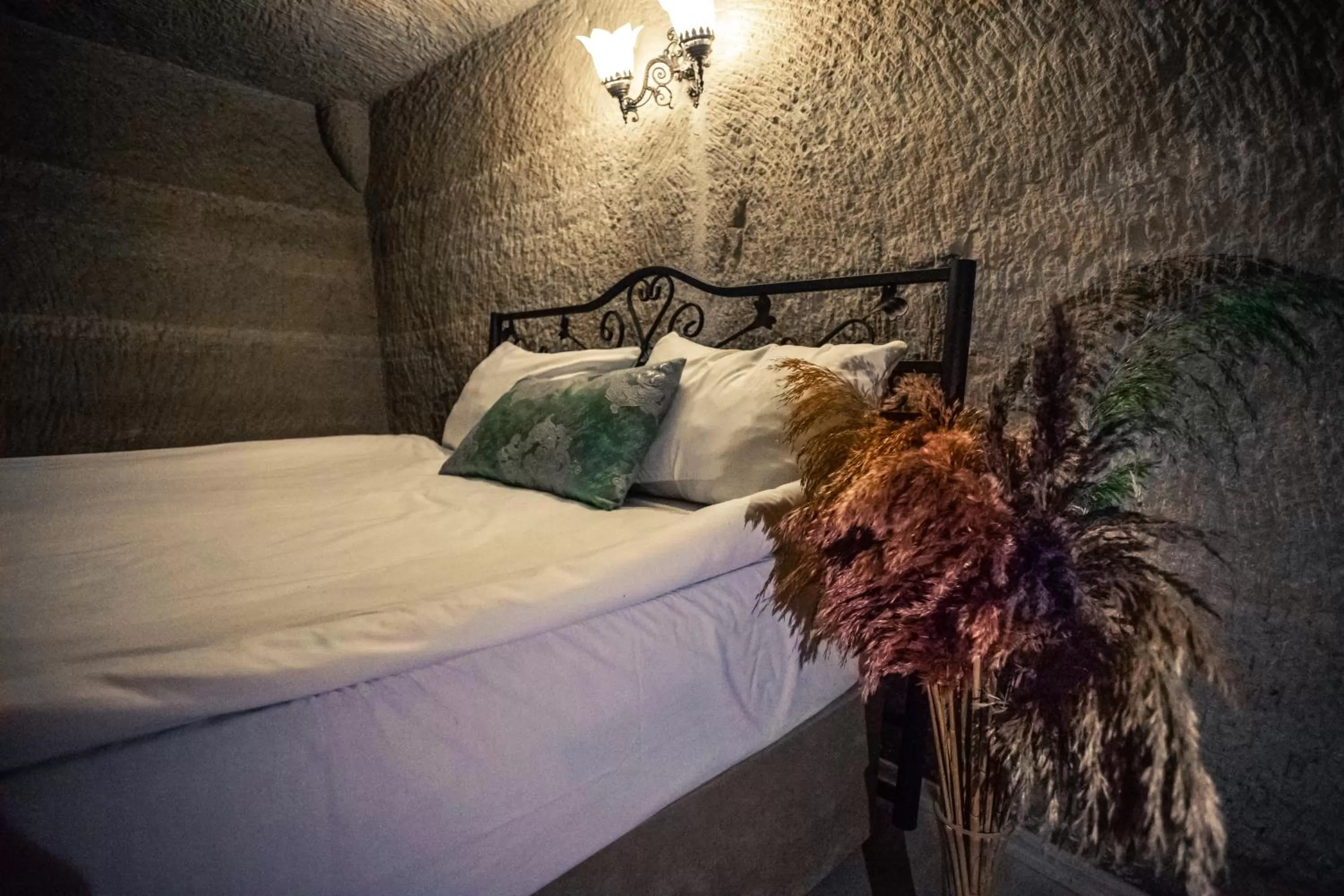 Bedroom, Bed in Guven Cave Hotel