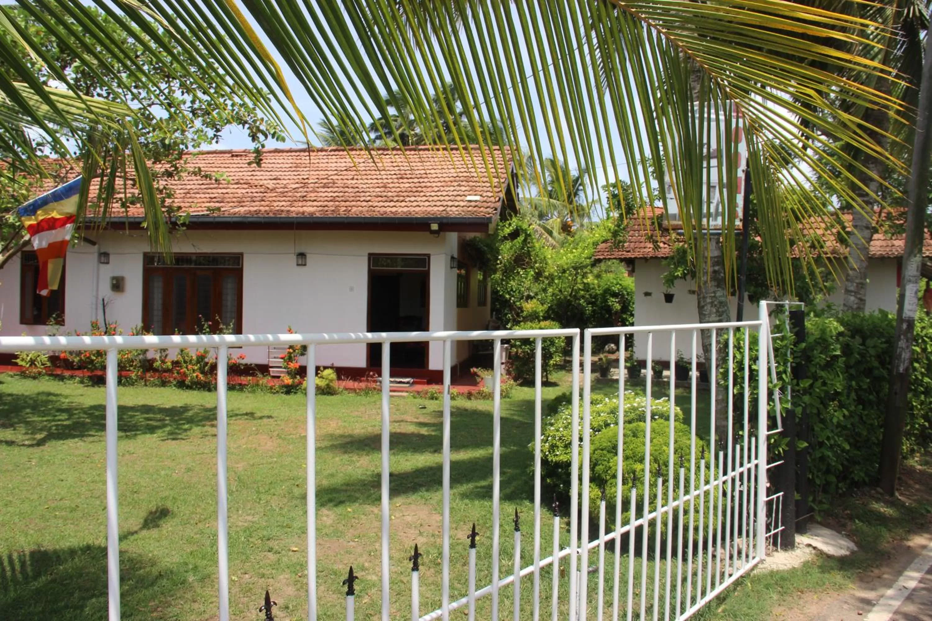 Facade/entrance in Jumera Villa Mirissa