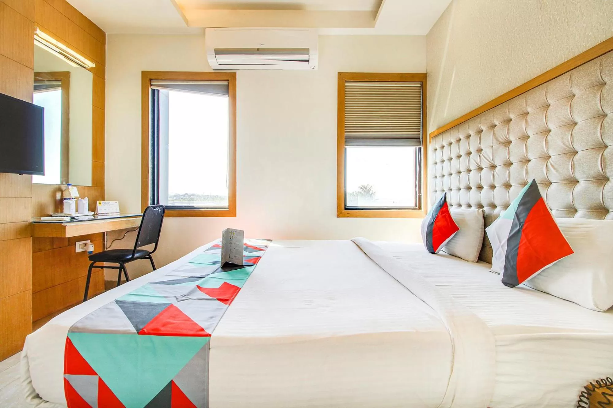 Bedroom, Bed in FabHotel Naman Palace