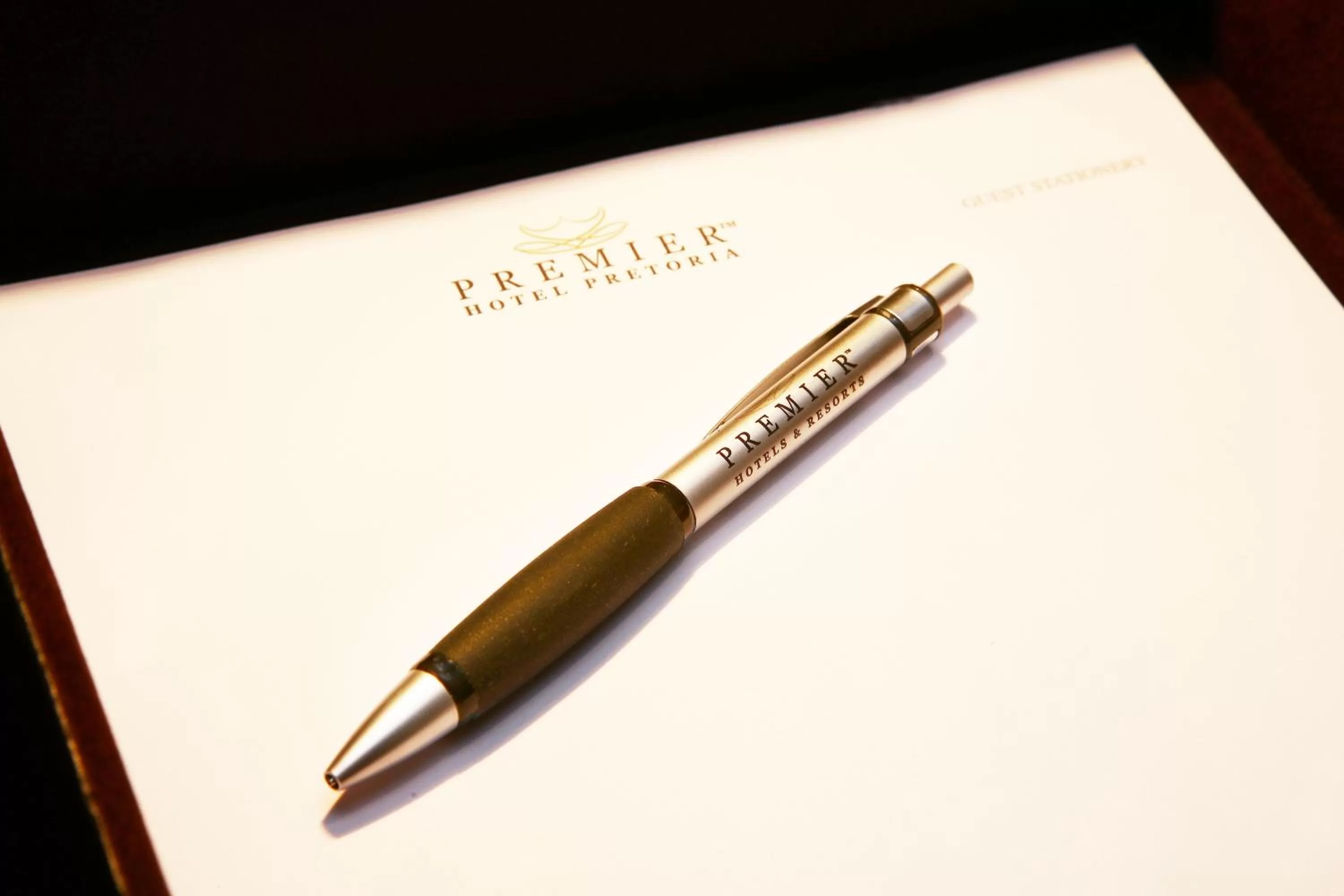 Property logo or sign in Premier Splendid Inn Bayshore