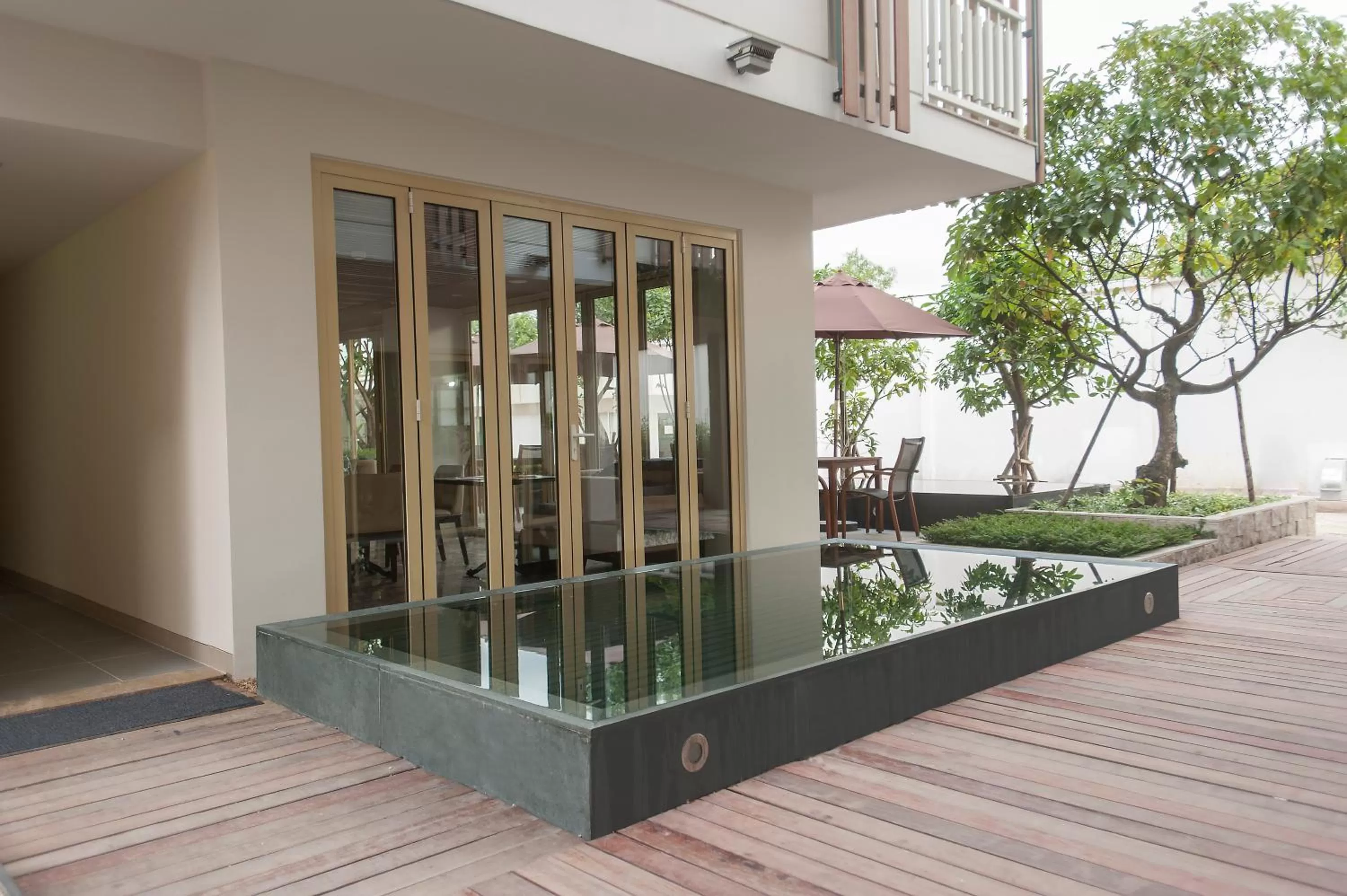 Decorative detail in Glenwood City Resort