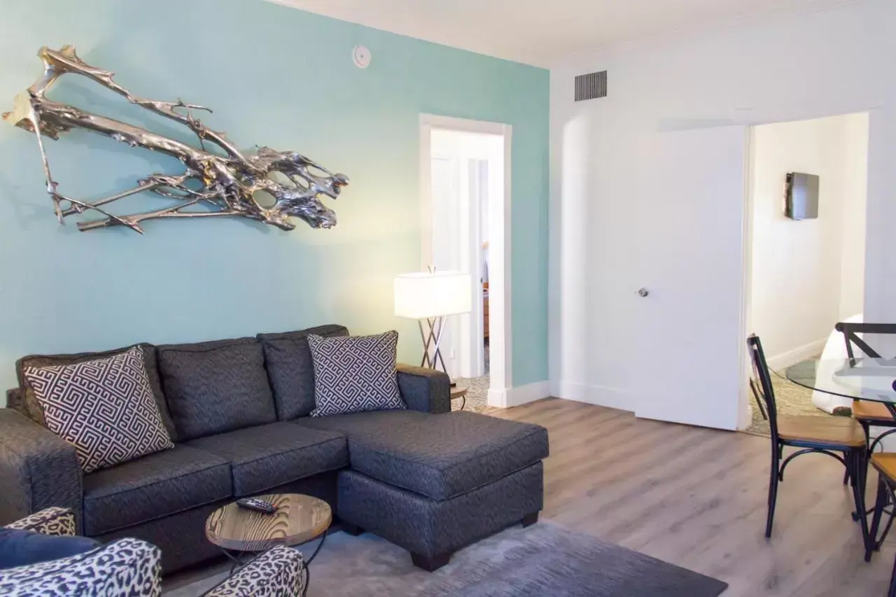 Signature Apartment Suite Double in Dorchester Hotel & Suites Signature Apartment Suite Double in Dorchester Hotel & Suites