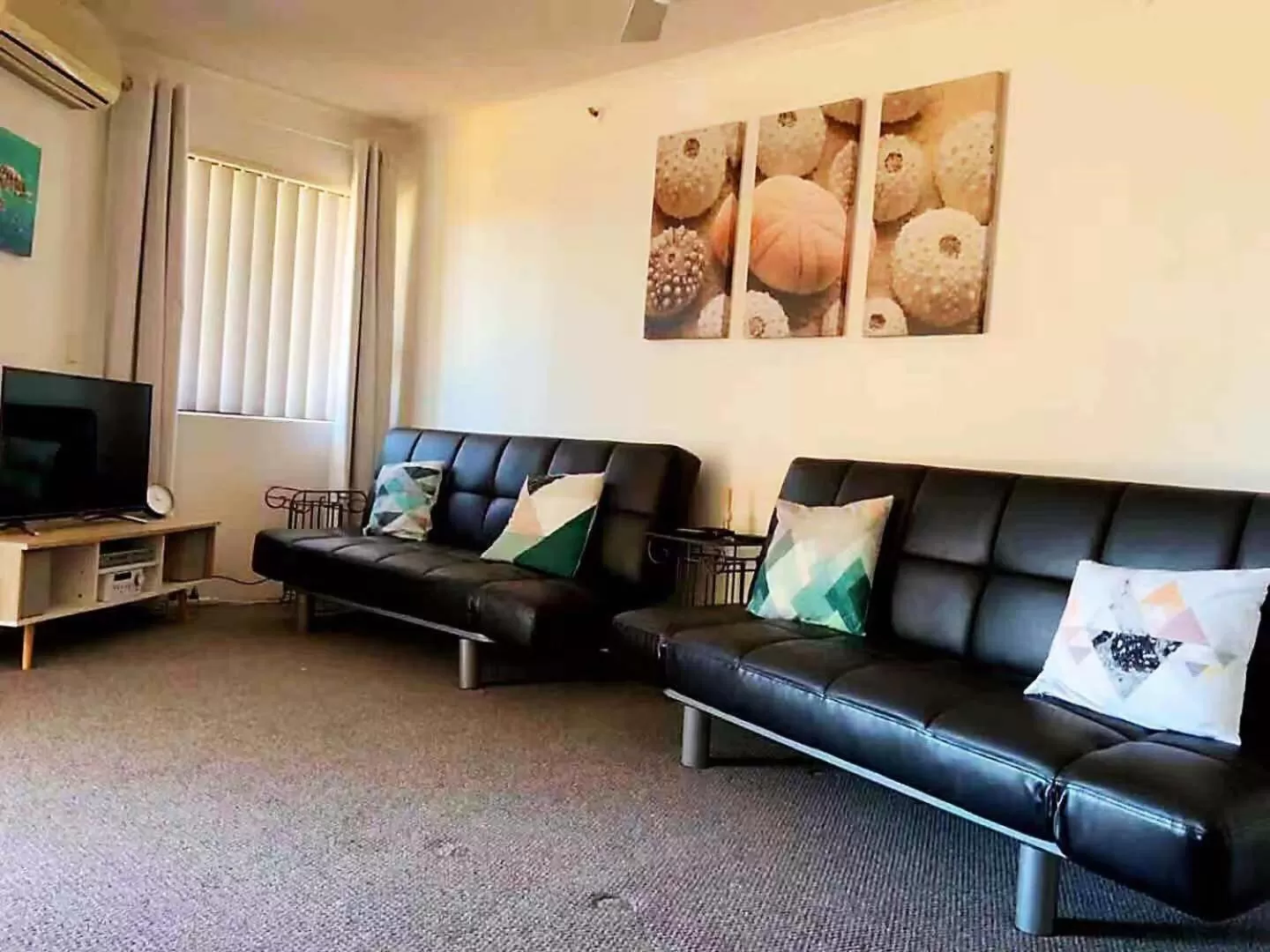 One-Bedroom Apartment with Sea View in Windsurfer Resort