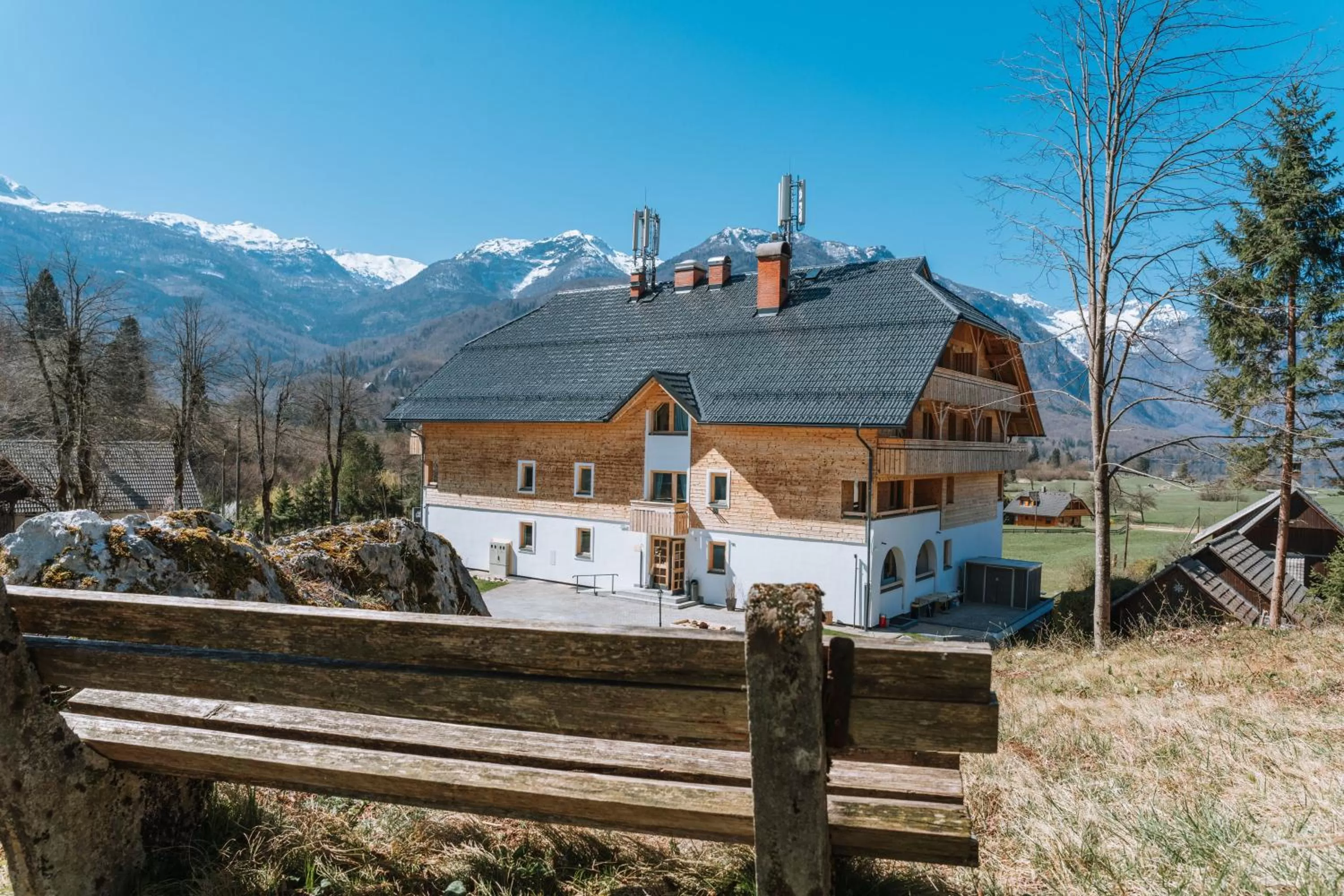 Property building in Apartmaji Triglav