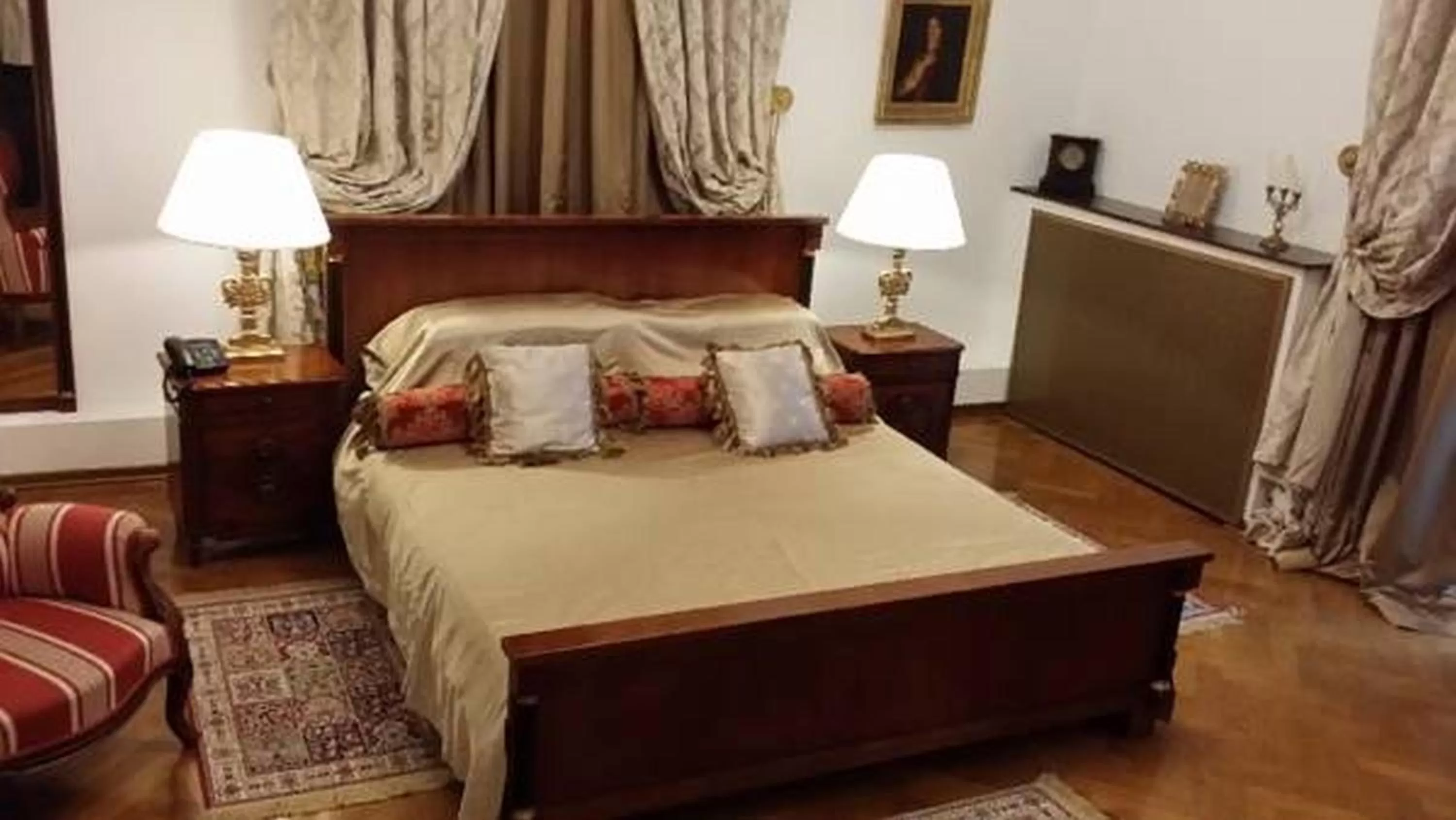 Grand Boutique Hotel