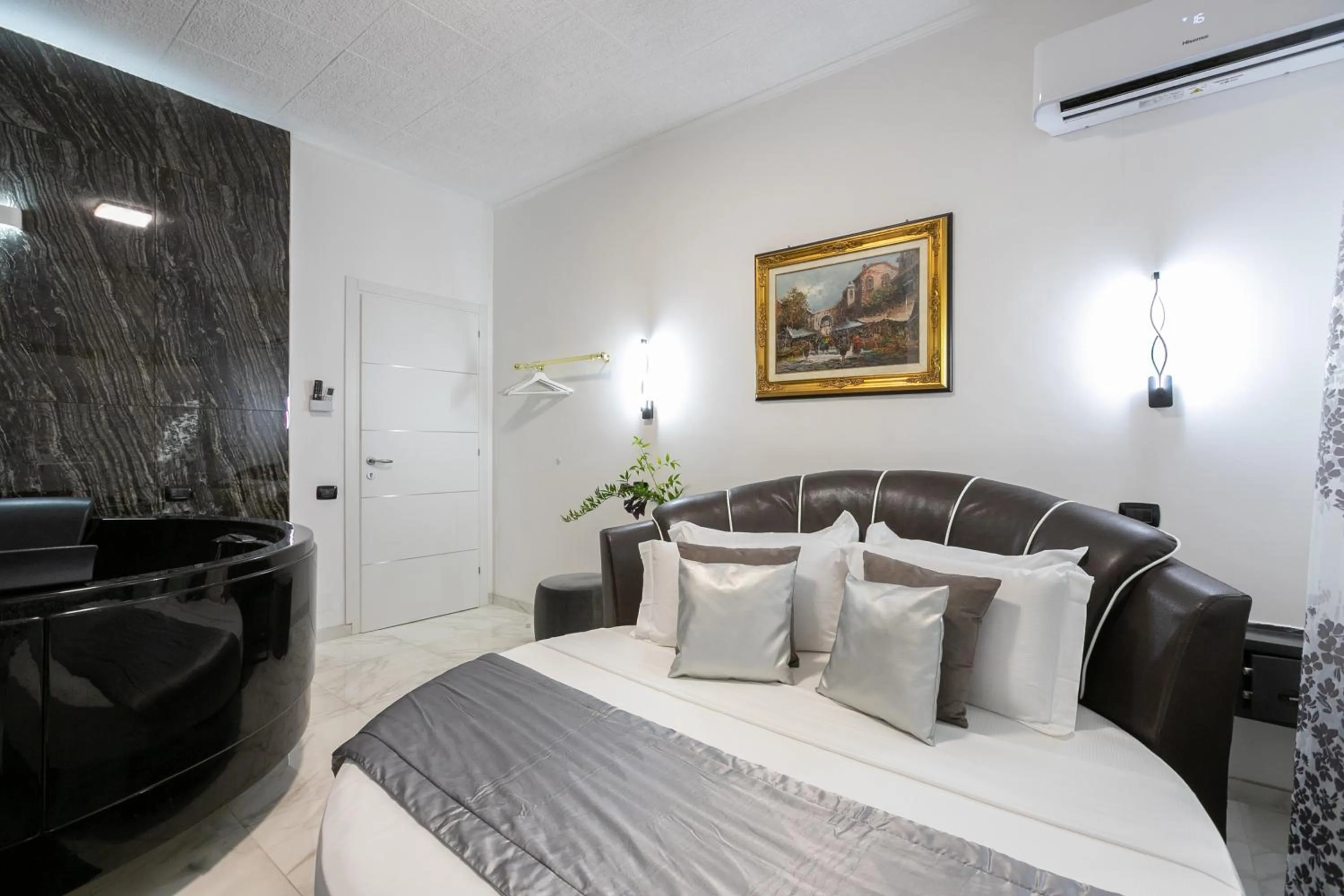 Other, Bed in Gregorio VII Luxury Suites San Damaso