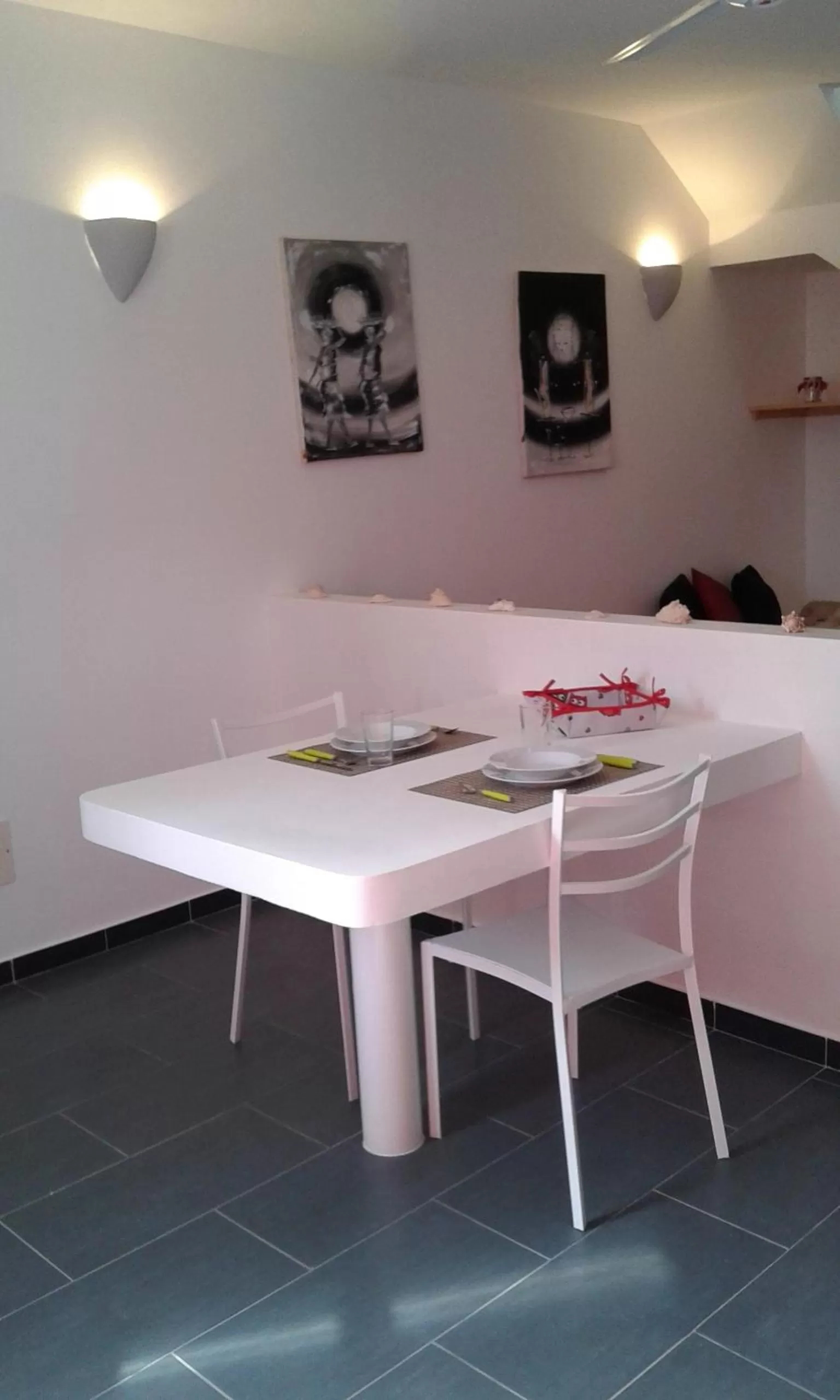 Dining area in Cala da Lua apartments