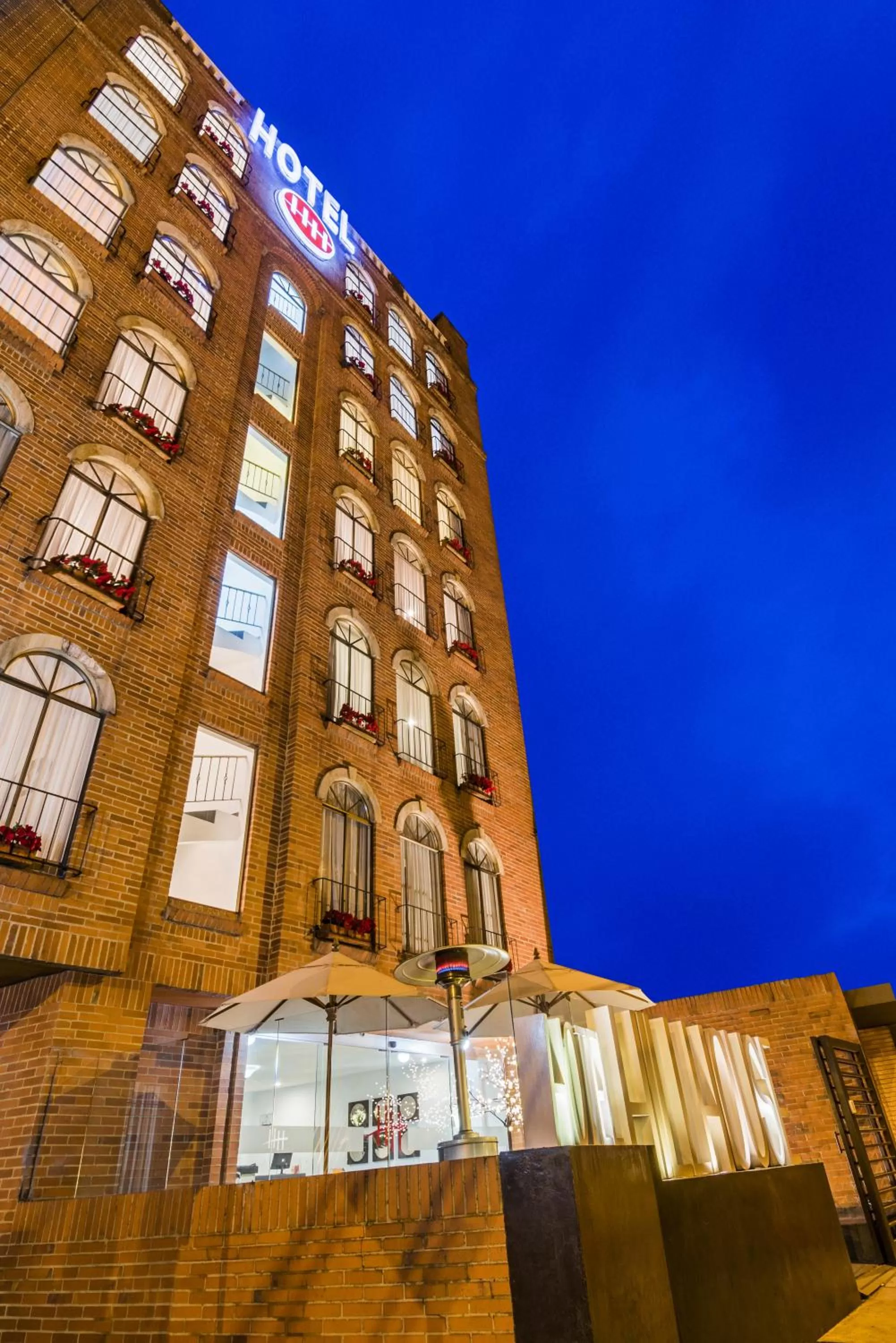 Facade/entrance in Hotel Hill House Usaquén