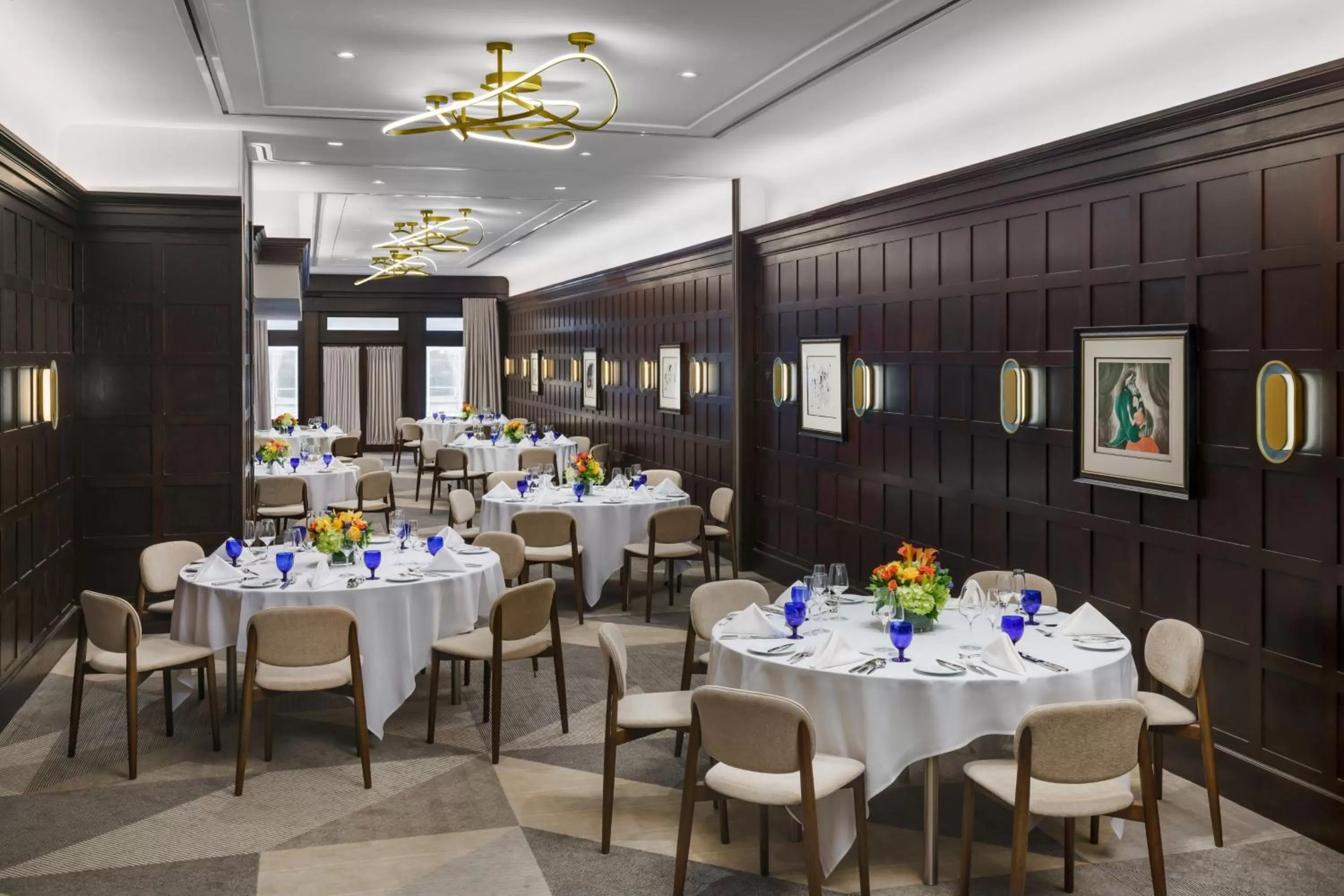 Meeting/conference room in The Algonquin Hotel Times Square, Autograph Collection