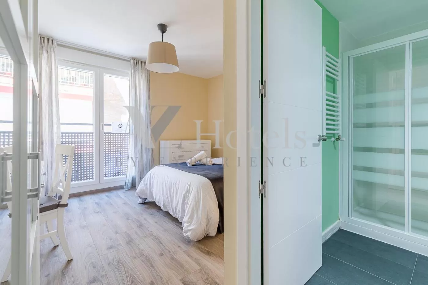 Photo of the whole room, Bed in AYZ Villegas - Auto check-in property