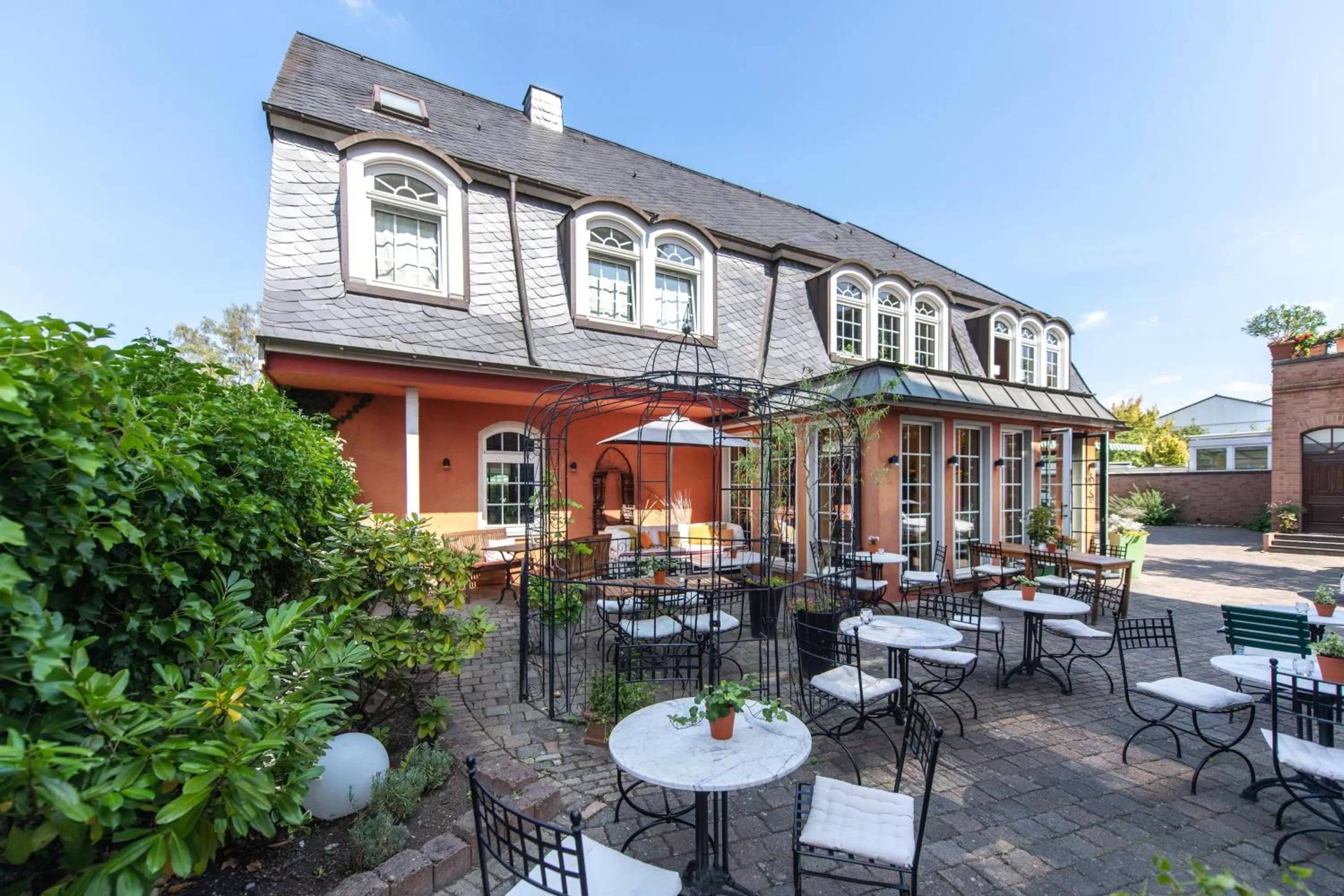 Property Building in Hotel Stein - Schiller's Manufaktur