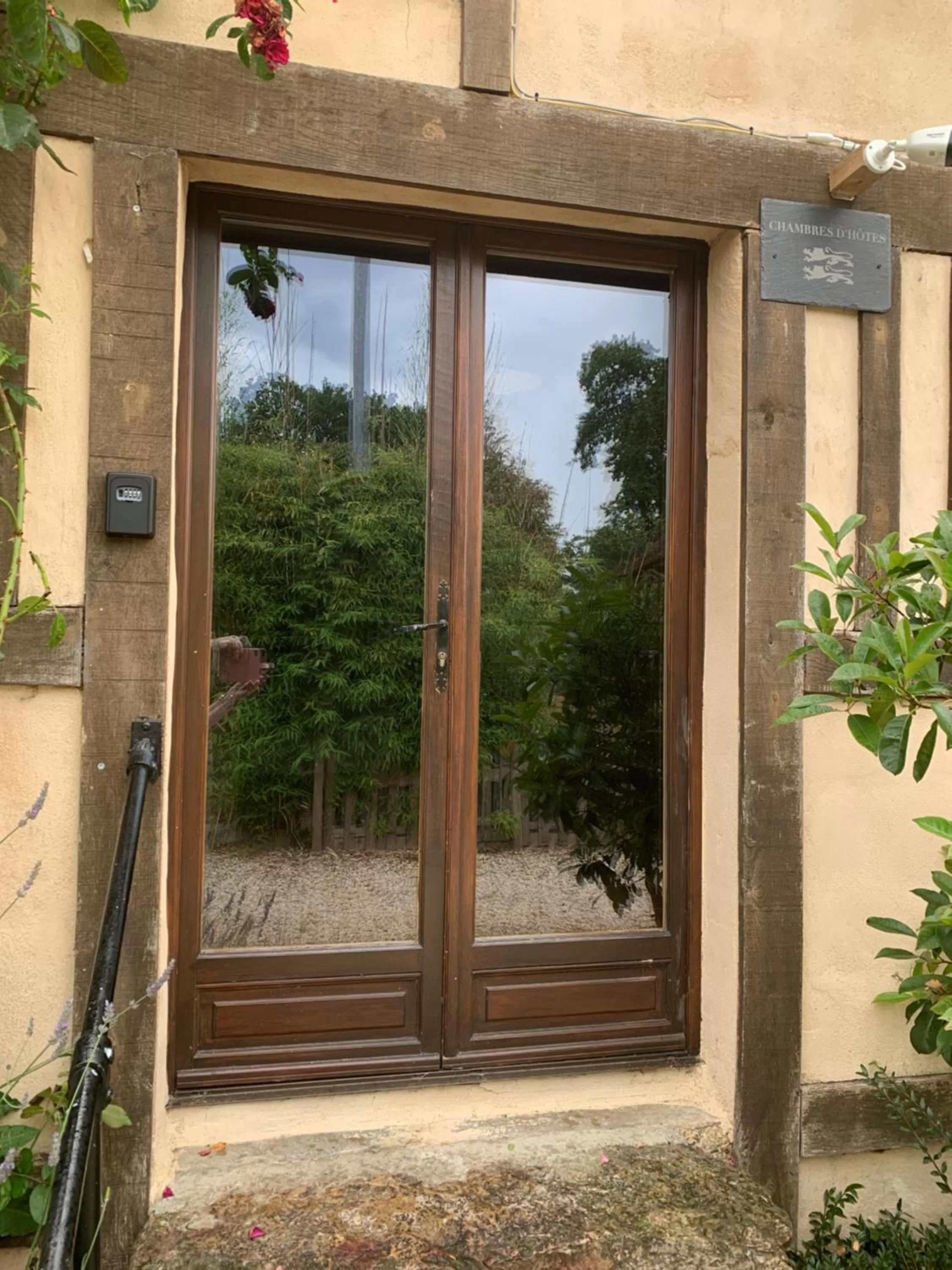 Location in Le Bas Chesnay Chambres D'Hotes Domfront en Poiraie