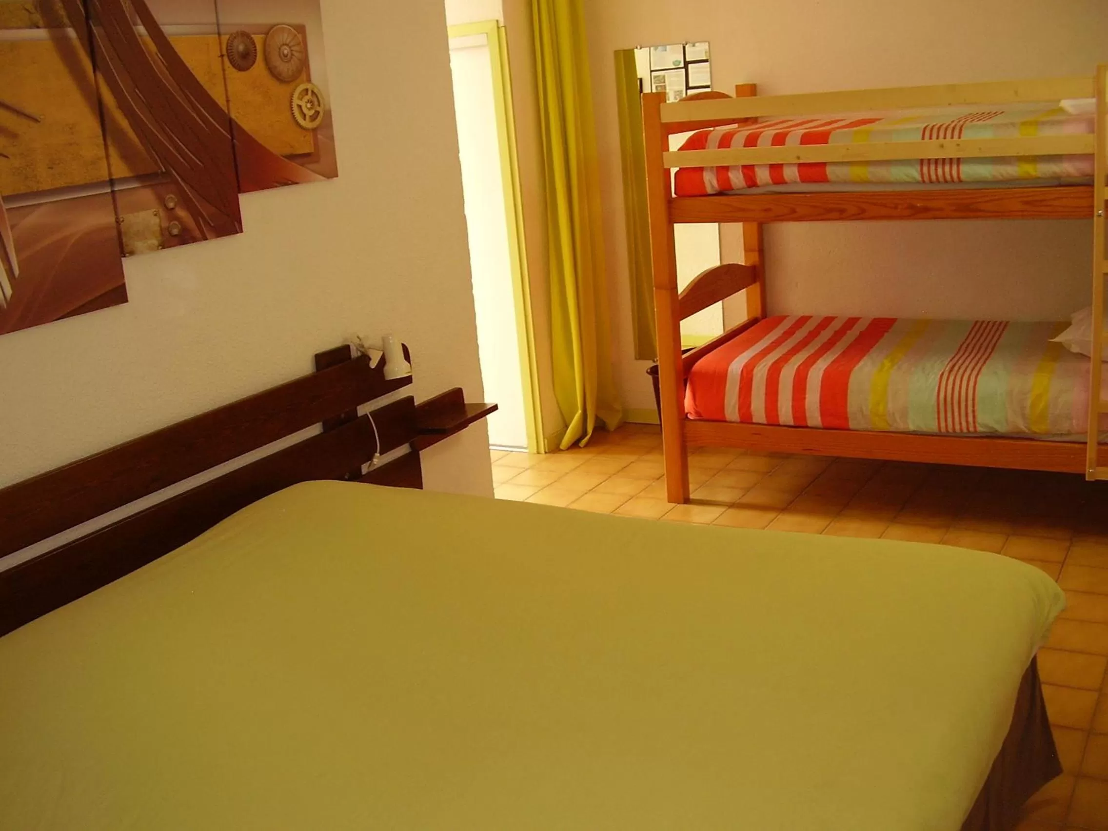 Quadruple Room in Hotel Le Connetable