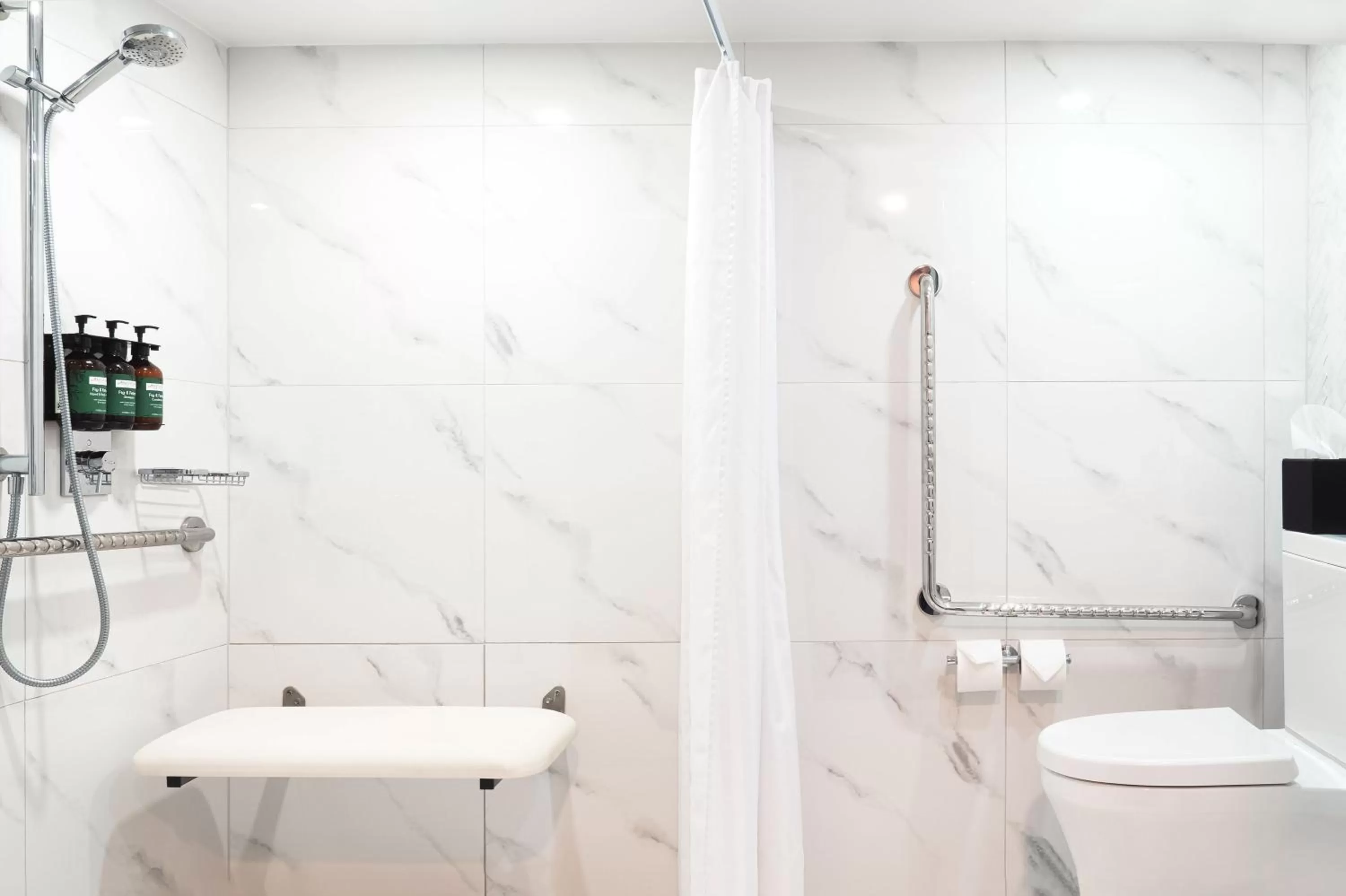 1 King Accessible Low Floor in Crowne Plaza Christchurch, an IHG Hotel