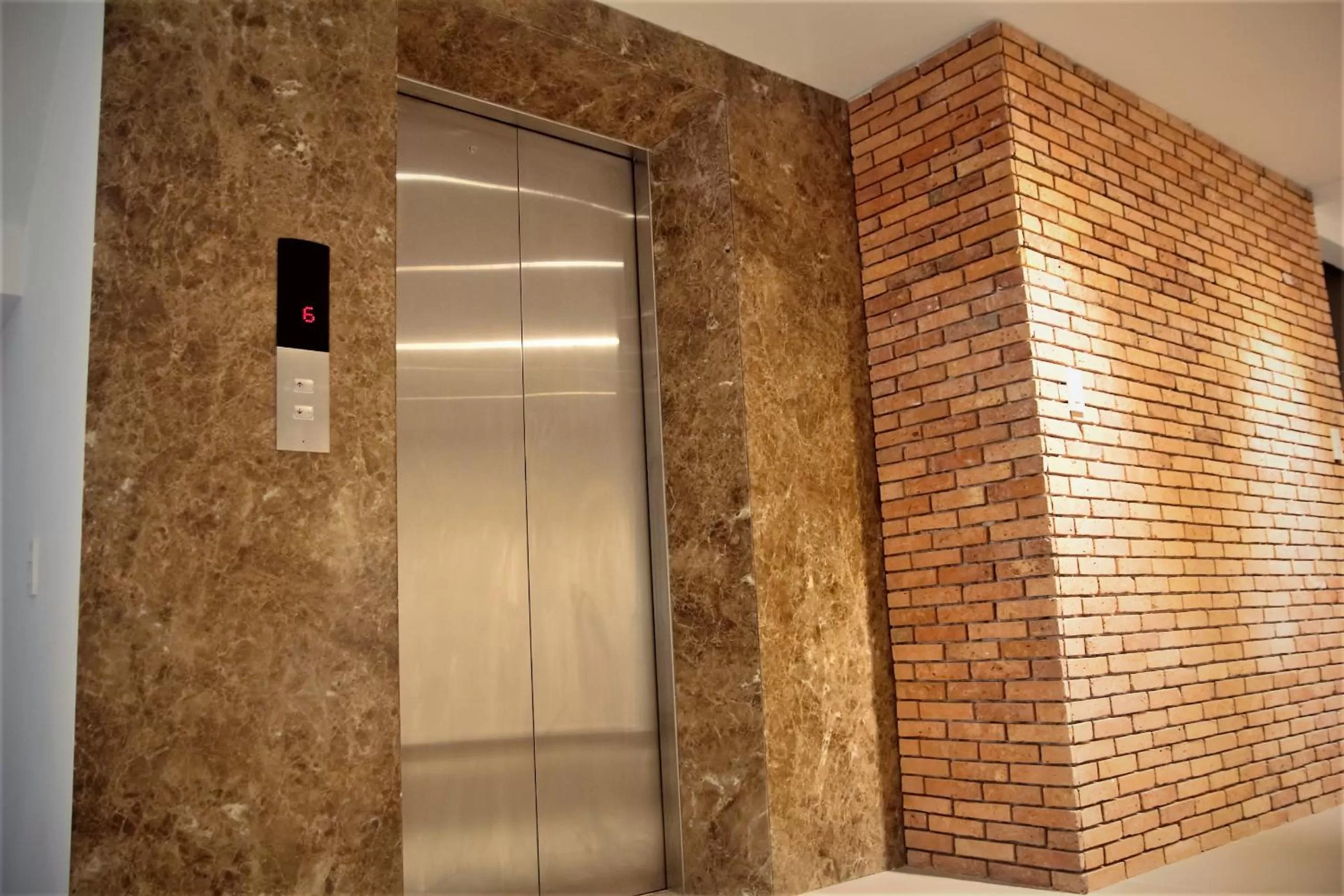 Facade/entrance in Lyly's House - Homestay