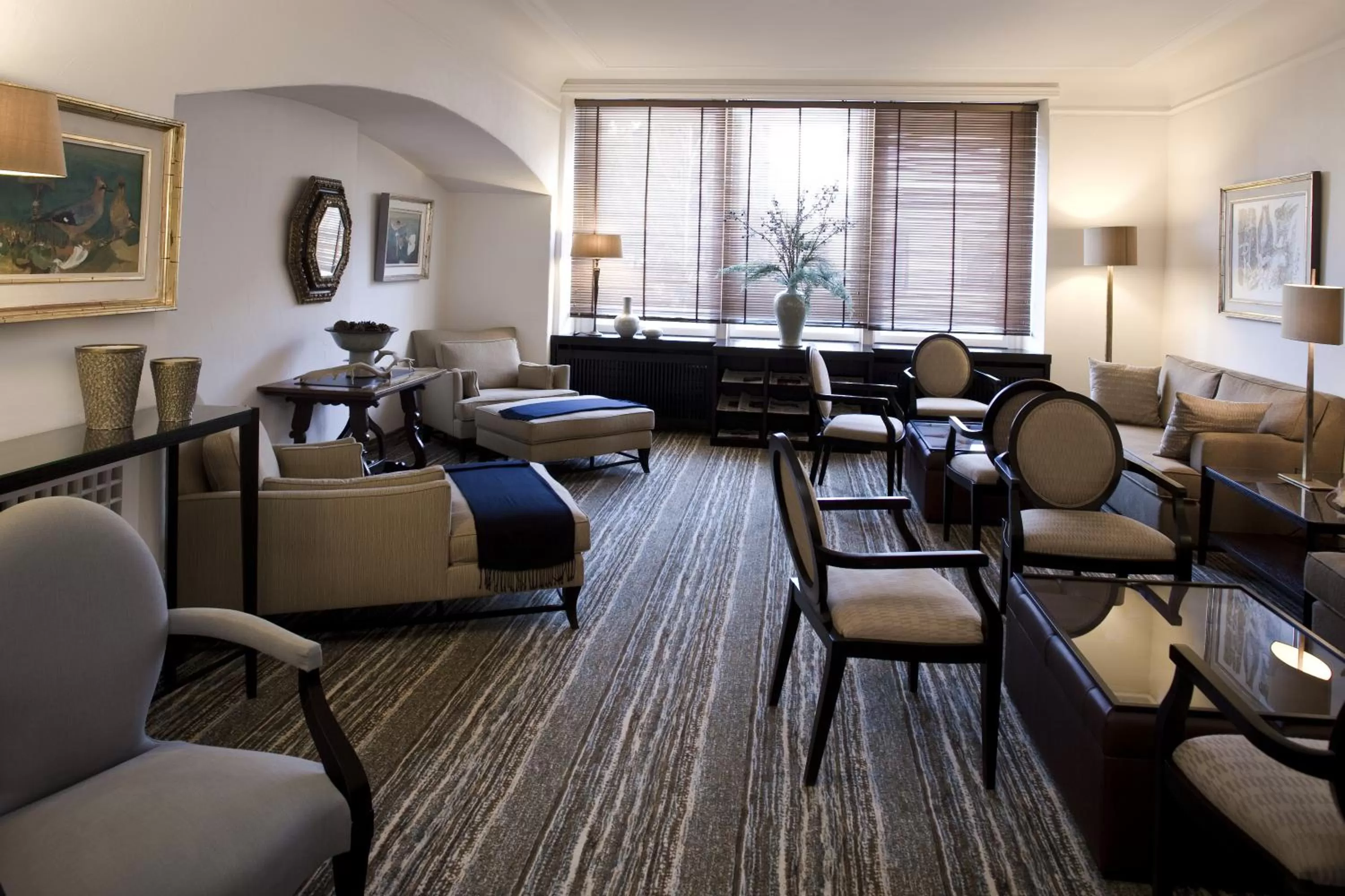 Communal lounge/ TV room in Morosani Schweizerhof