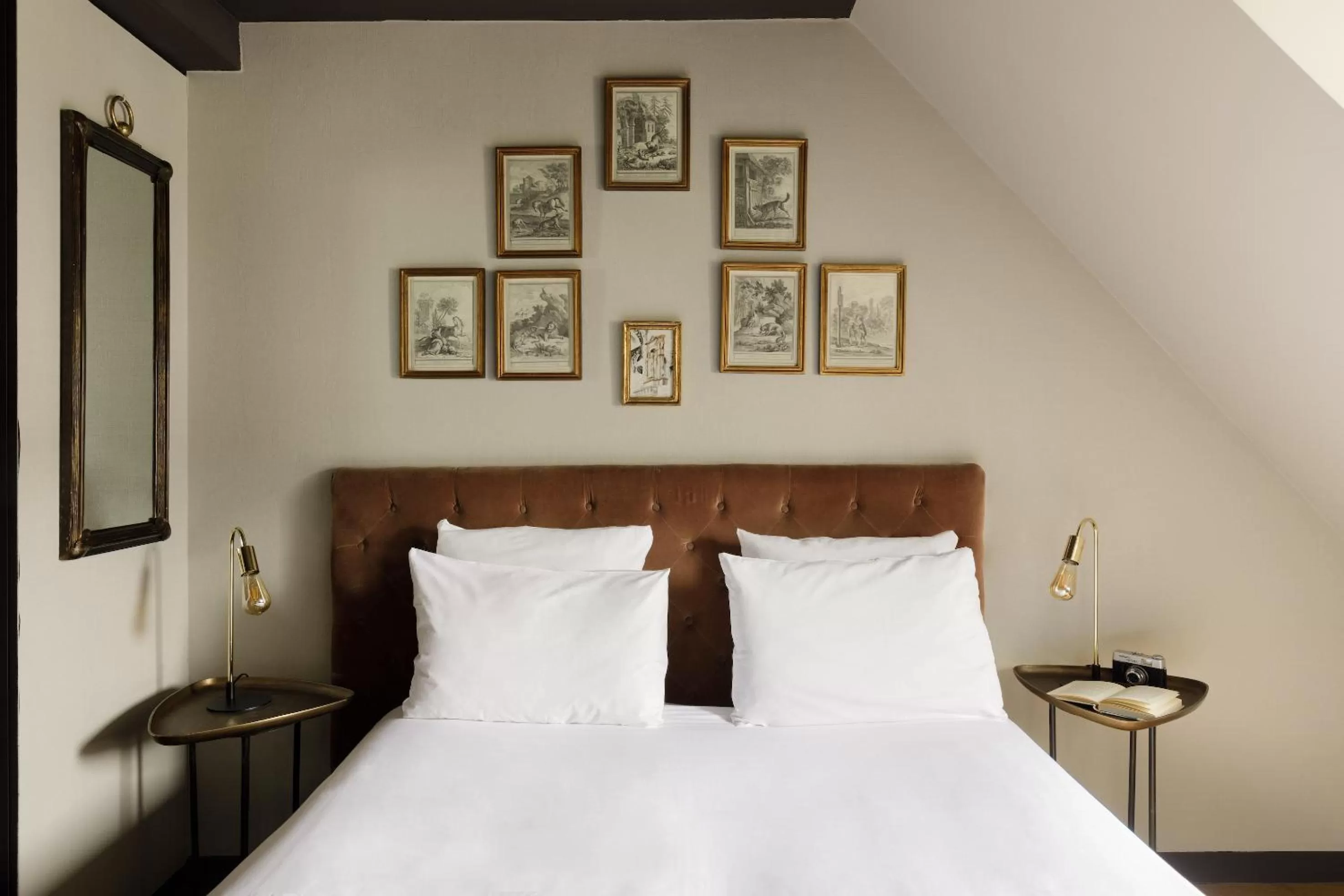 Bedroom, Bed in Angely