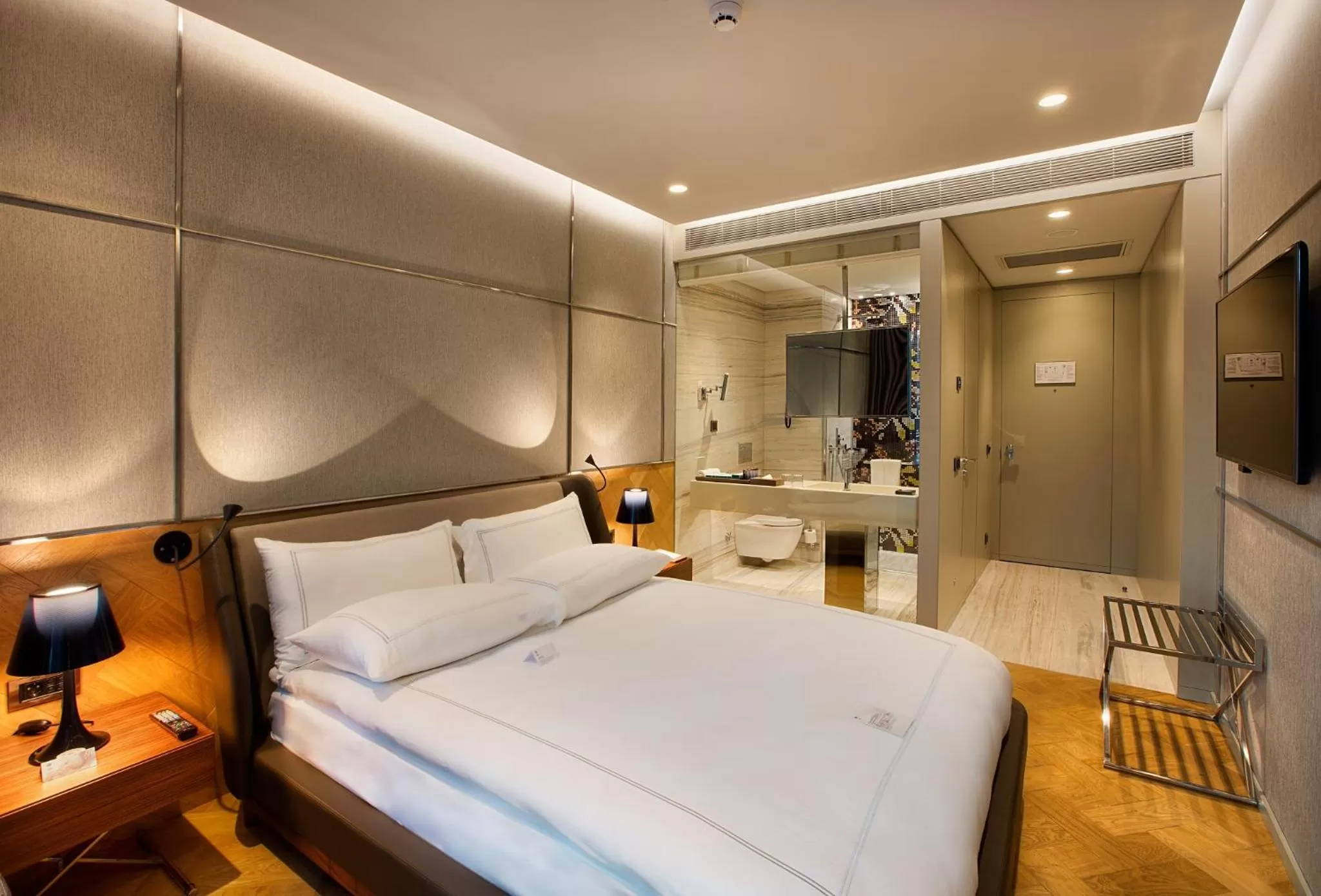 Photo of the whole room, Bed in Fer Hotel