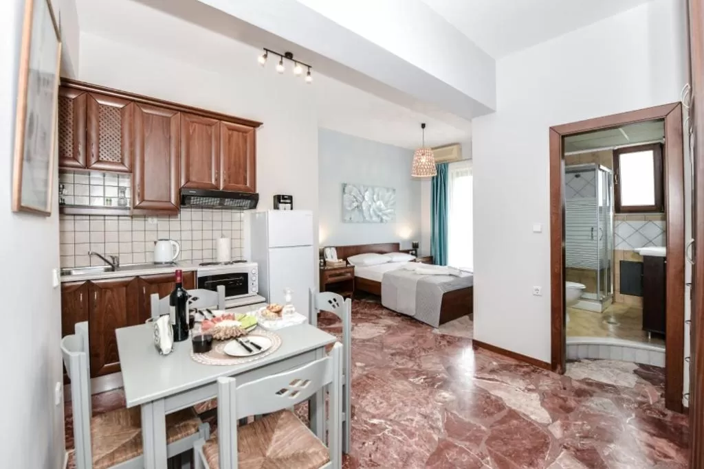 Kitchen or kitchenette in V & G Cozy Apartments