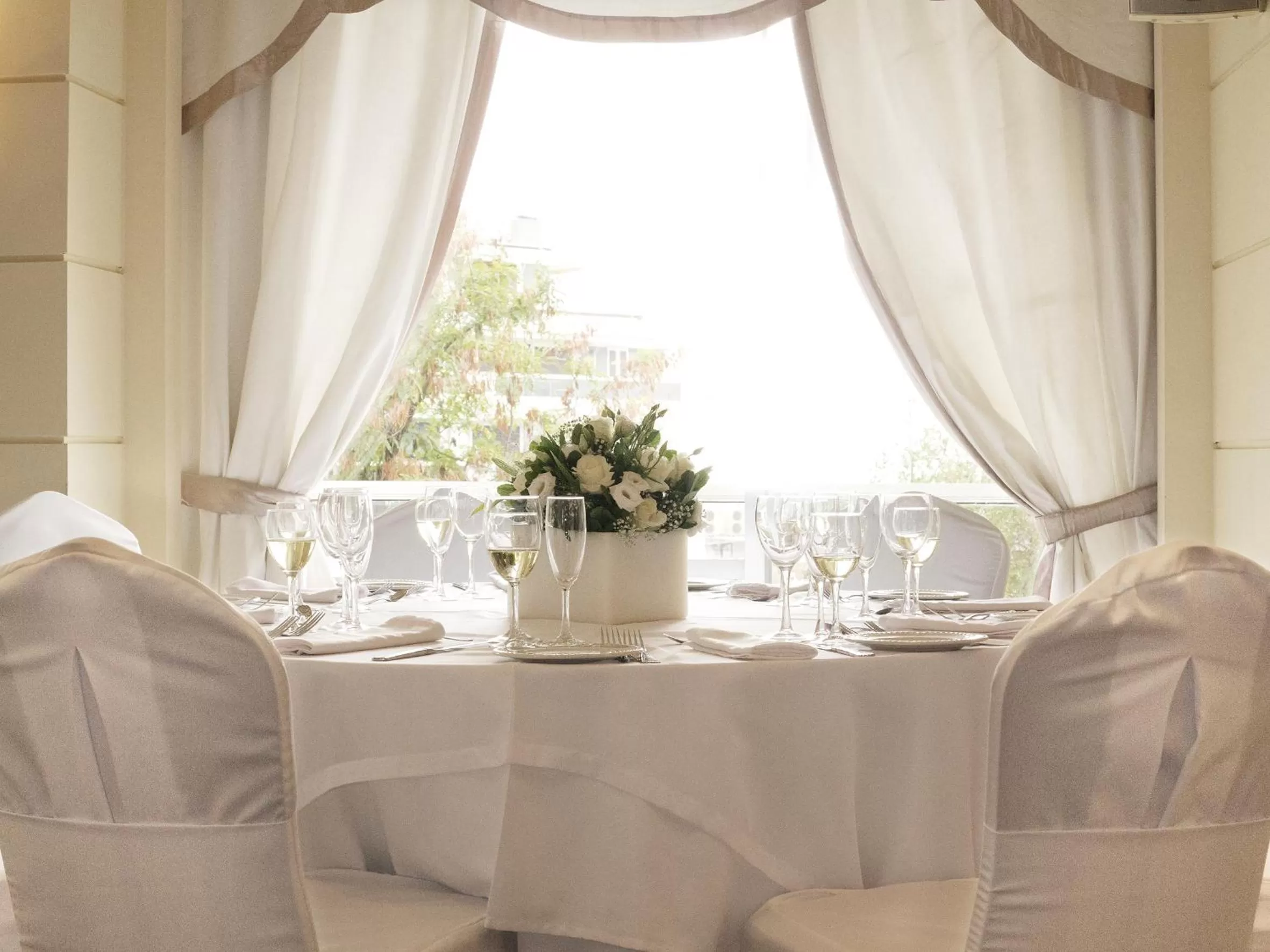 Banquet/Function facilities in St George Lycabettus Lifestyle Hotel