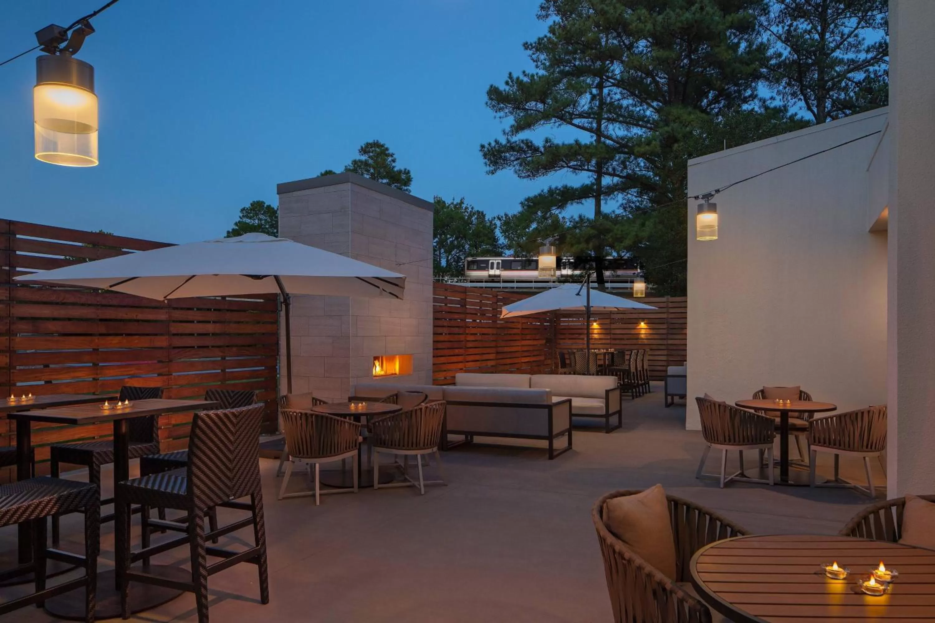 Restaurant/places to eat in Atlanta Marriott Perimeter Center