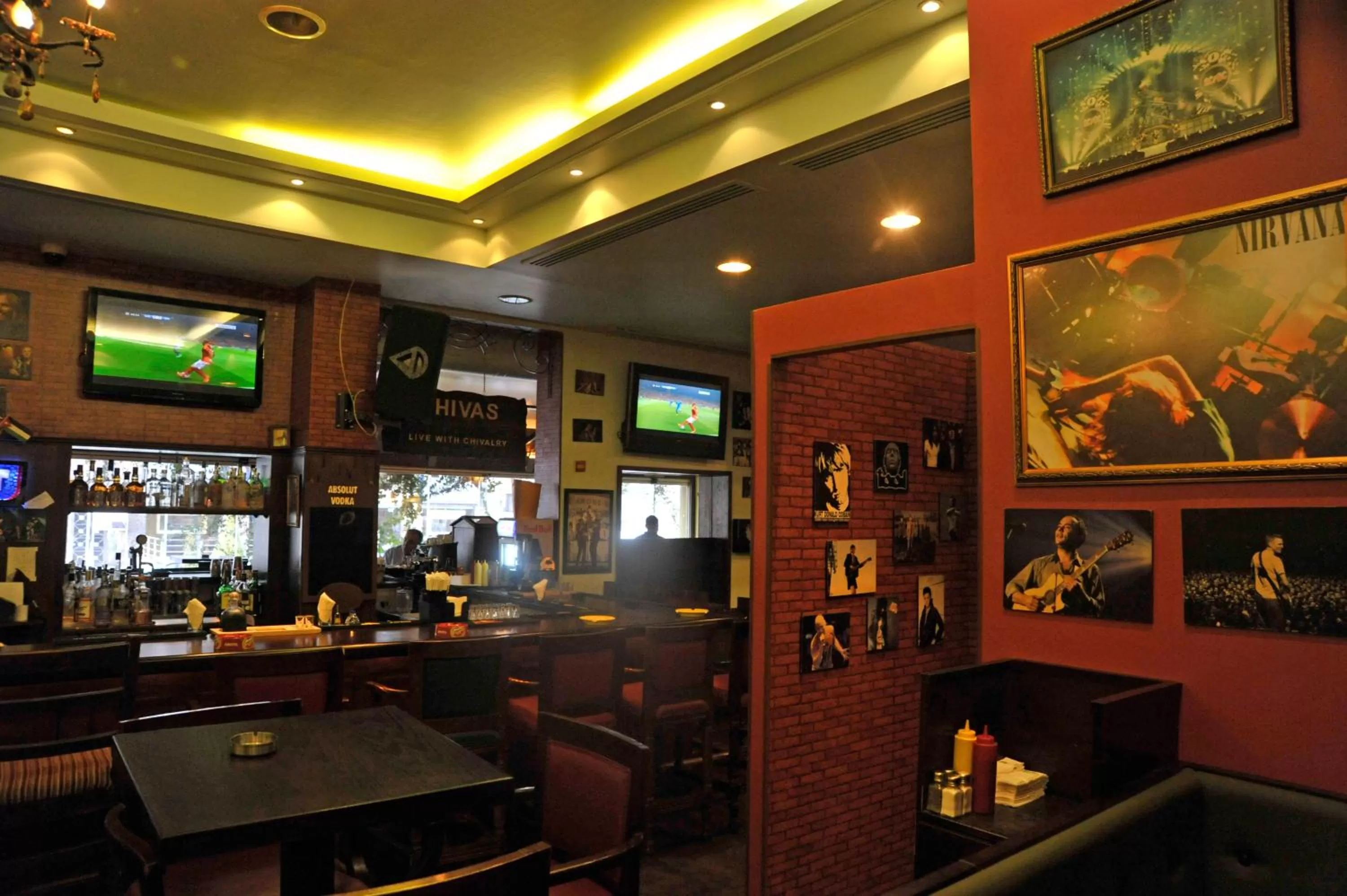 Restaurant/places to eat in The Conroy Boutique Hotel