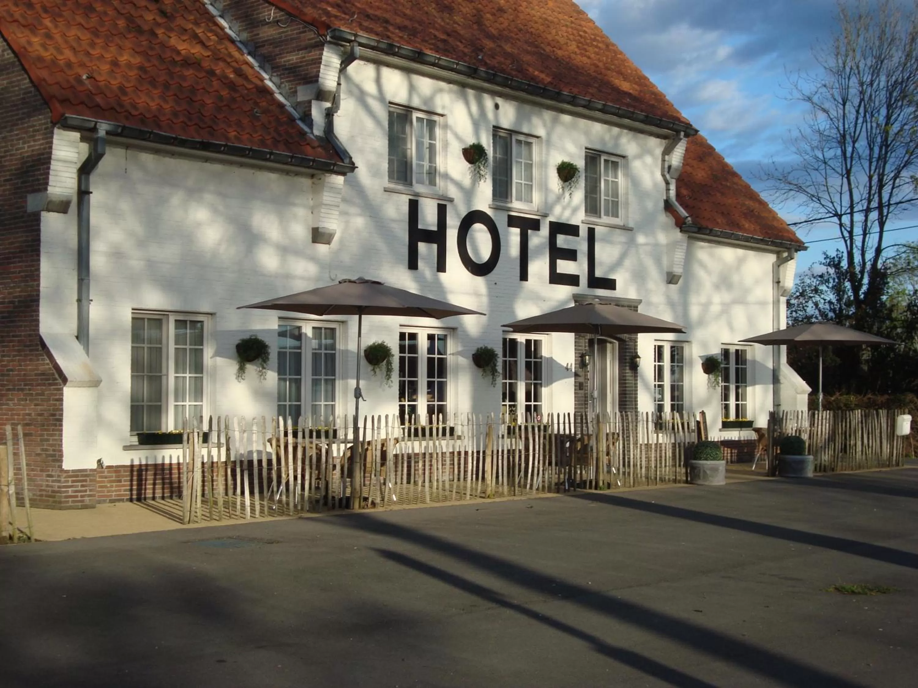 Facade/entrance in Hotel Amaryllis