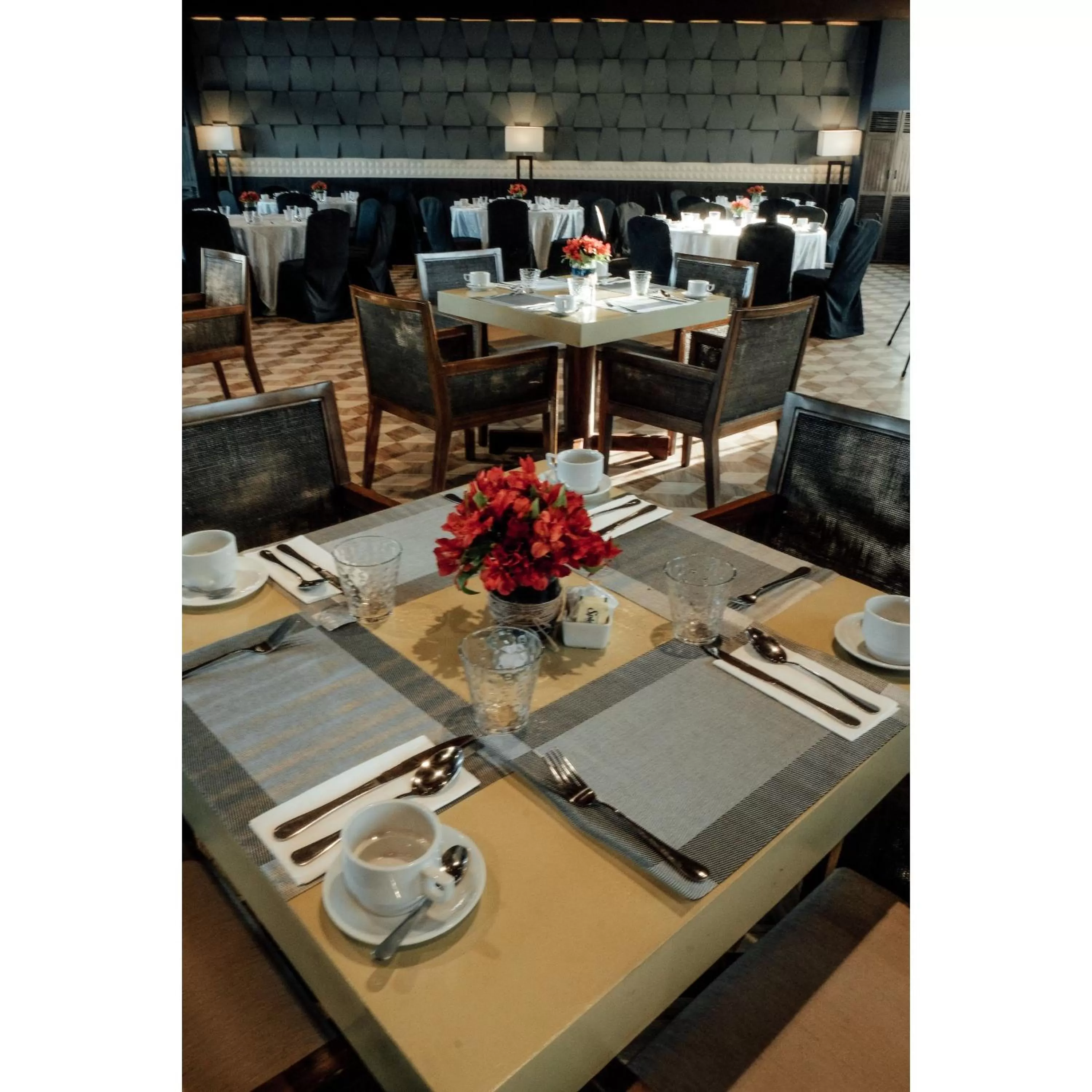 Breakfast in Summit Ridge Tagaytay - Newly Renovated