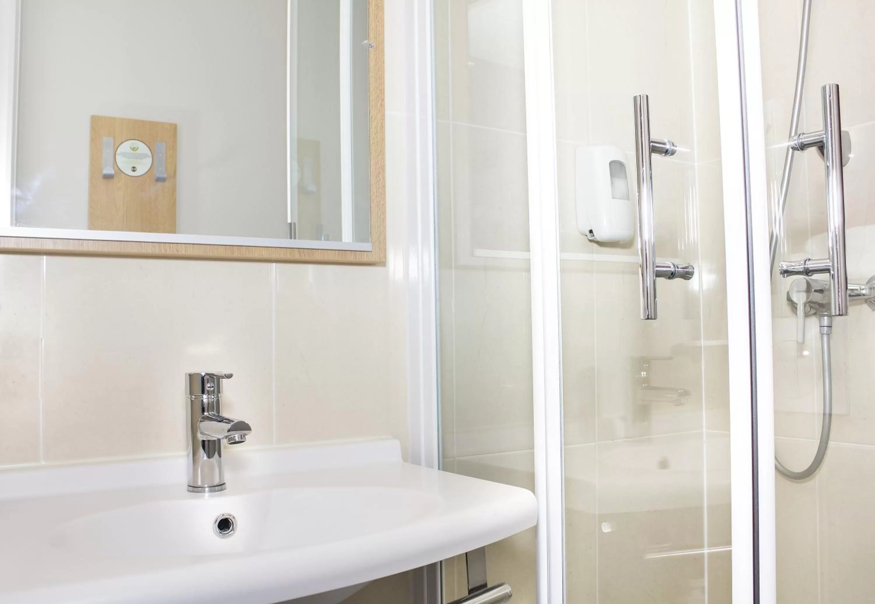 Bathroom in Hotel Inn design Vierzon