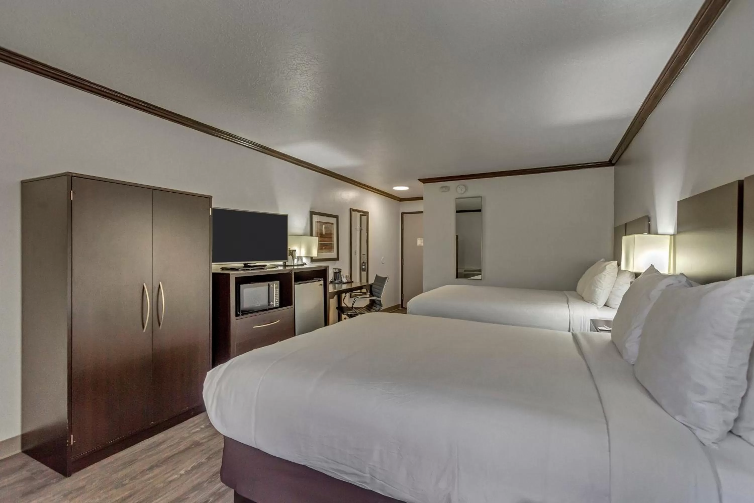 Bed in Park Inn by Radisson, Salt Lake City-Midvale