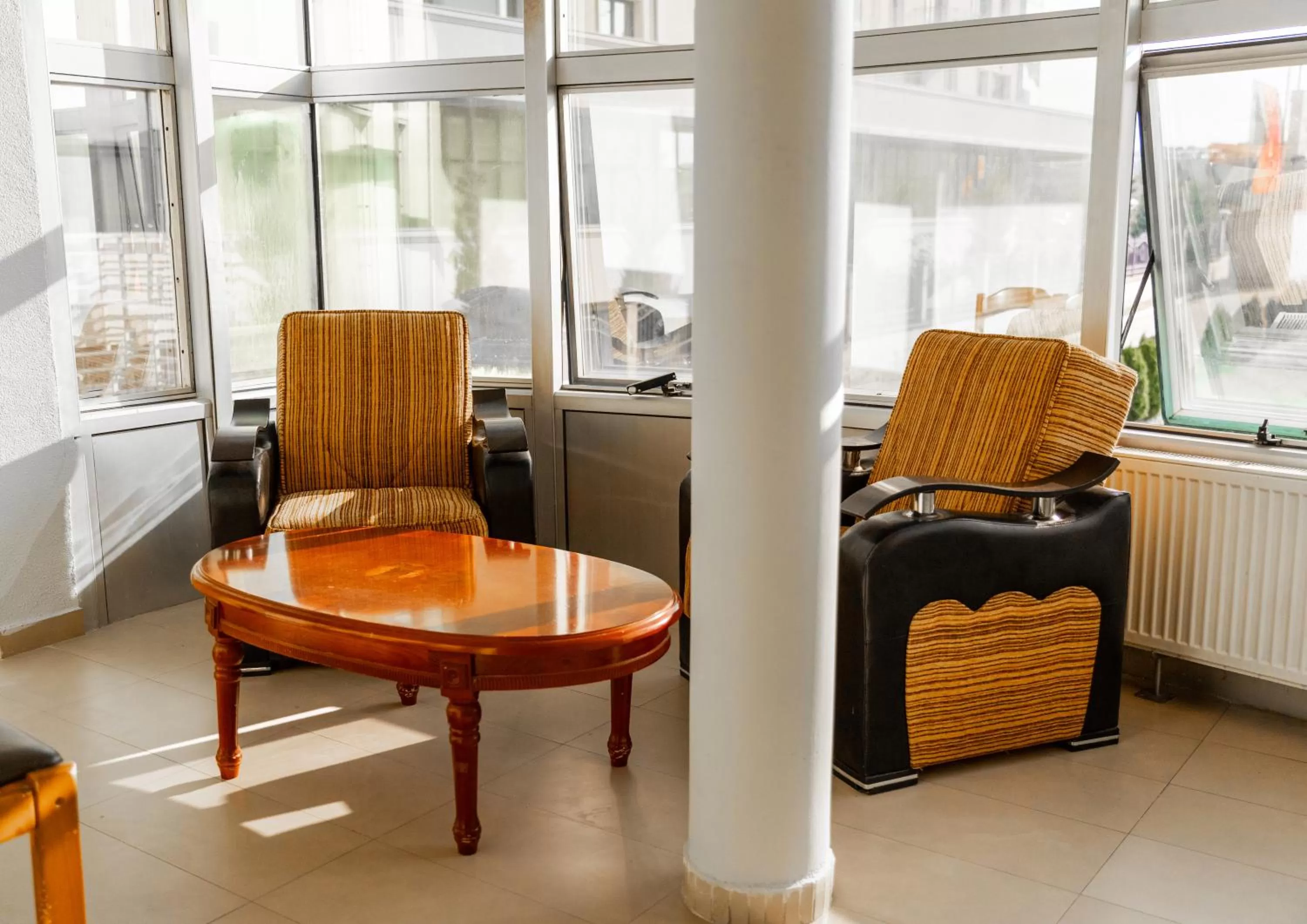 Seating Area in Hotel United