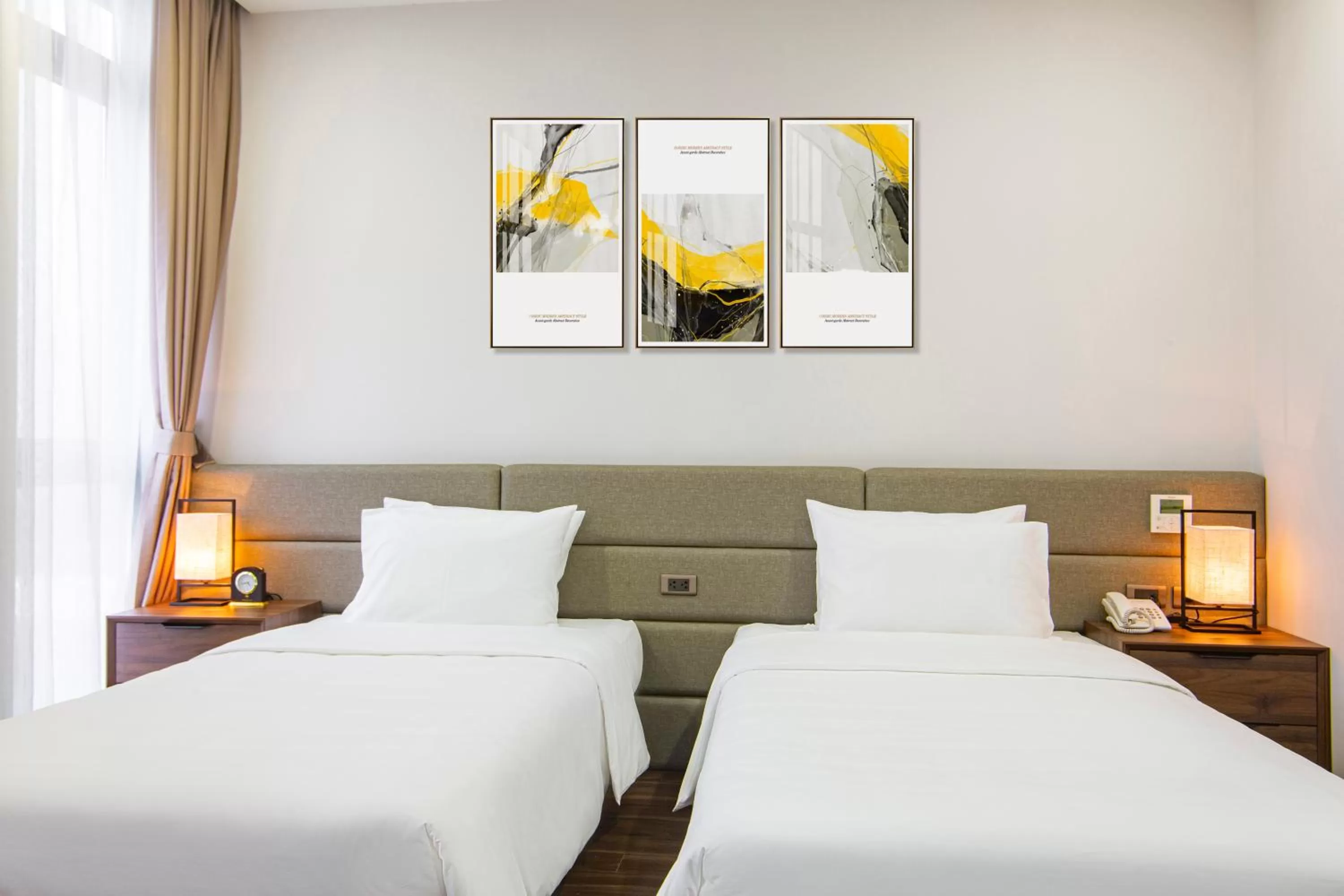 Bed in Western Skyline Hotel