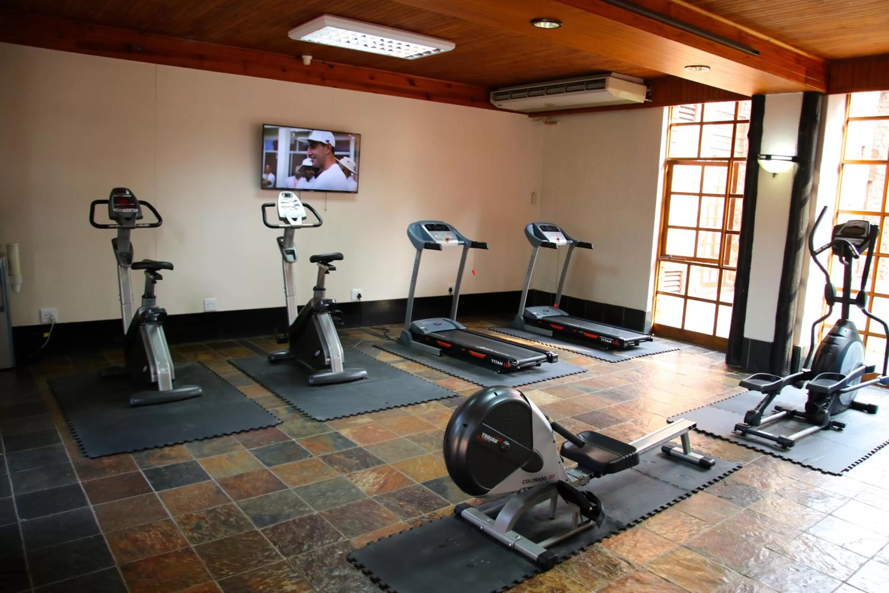 Fitness centre/facilities in African Sky Hotels - Pine Lake Inn