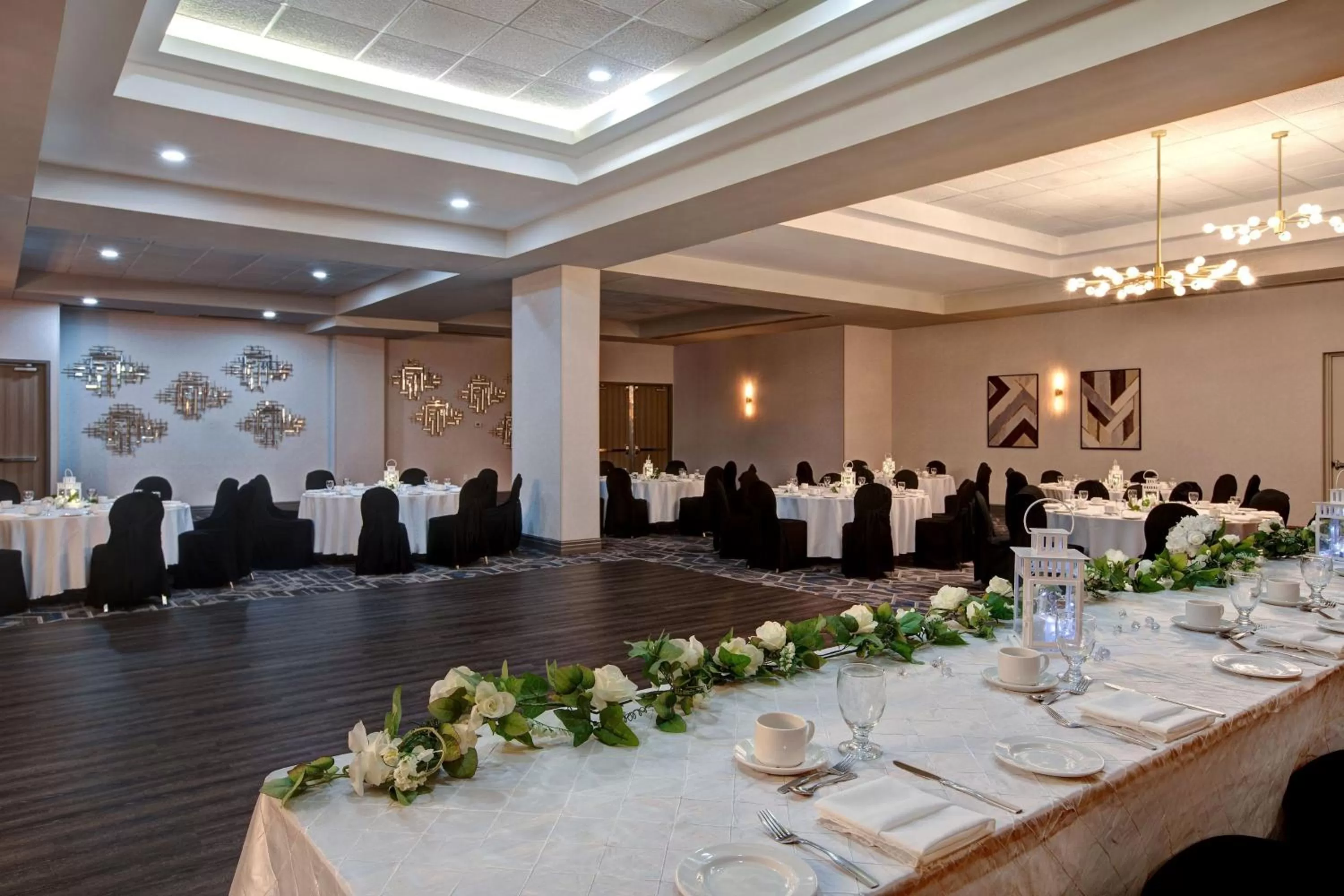 Banquet/Function facilities in Four Points by Sheraton St. Catharines Niagara Suites