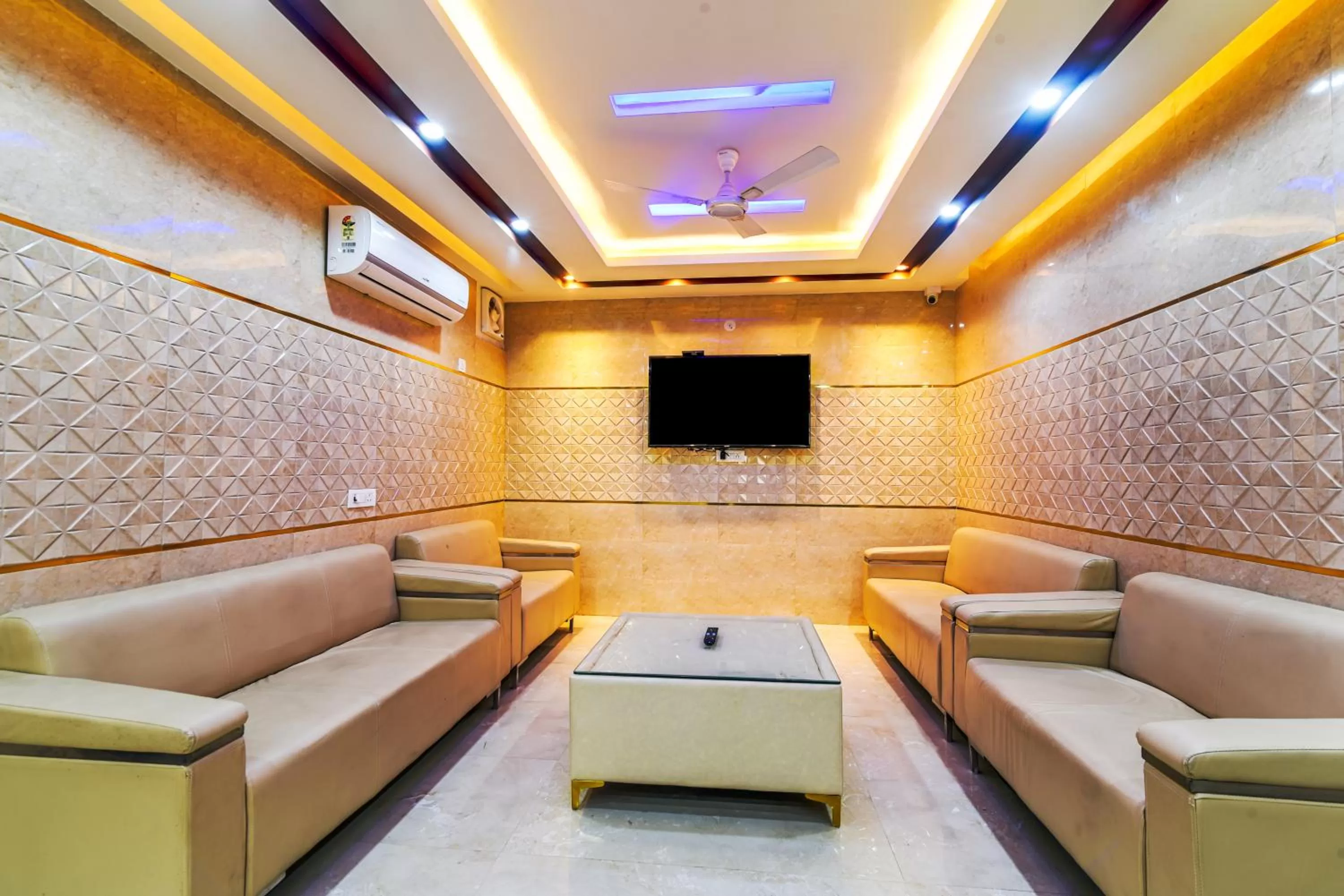 Lobby or reception in Hotel Urban Tree At Delhi Airport