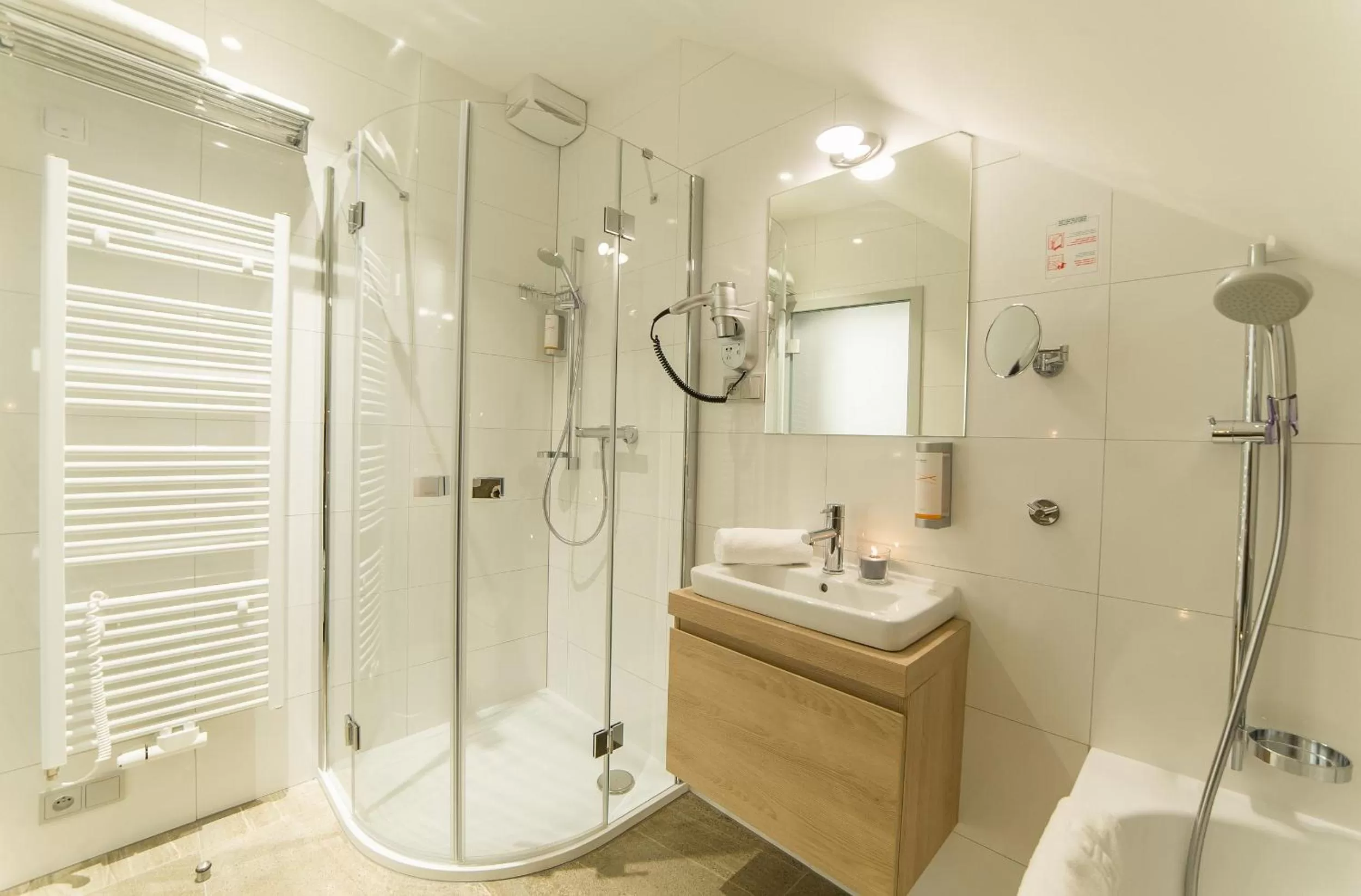 Garni hotel Castle Bridge