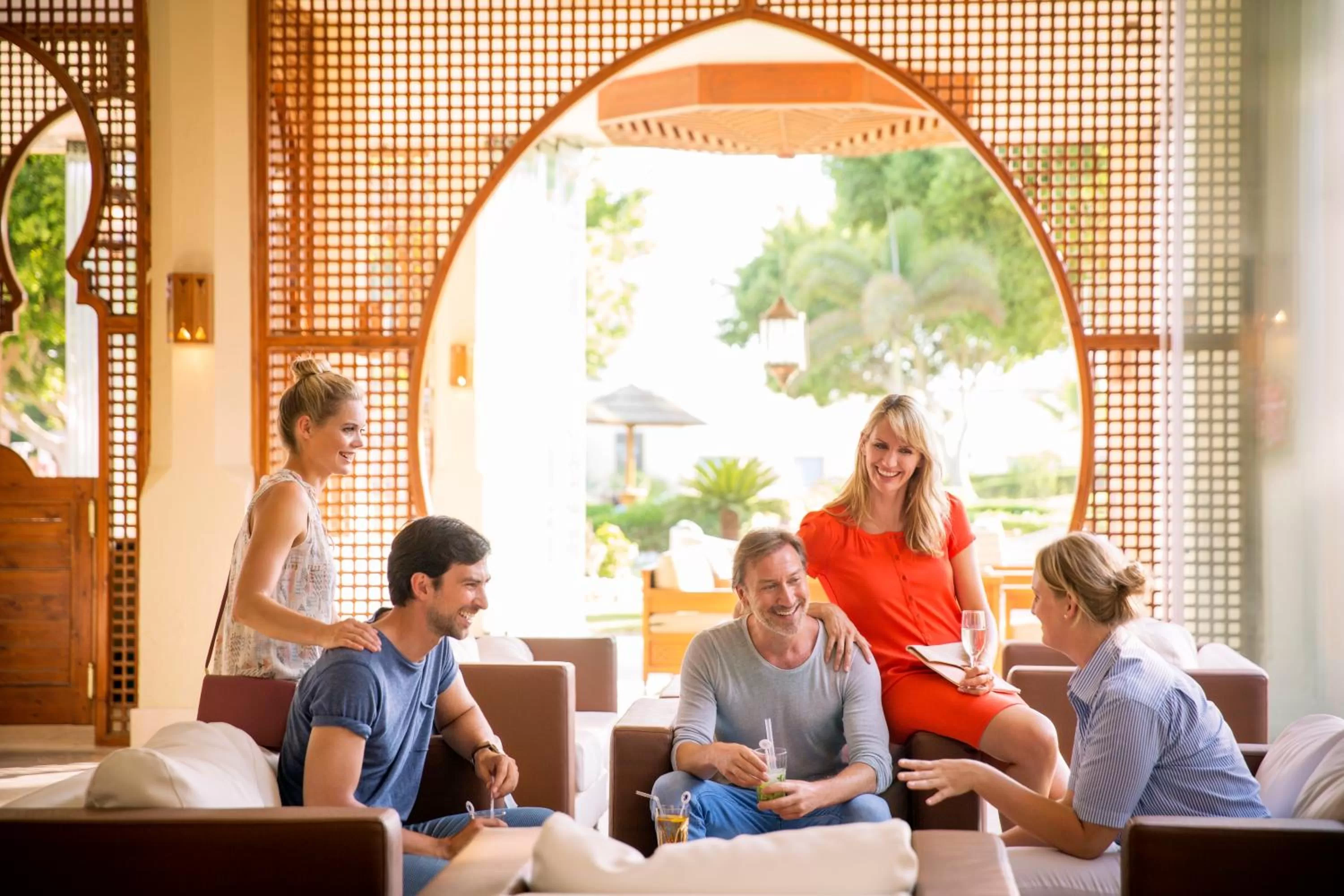 Lounge or bar in Robinson Soma Bay