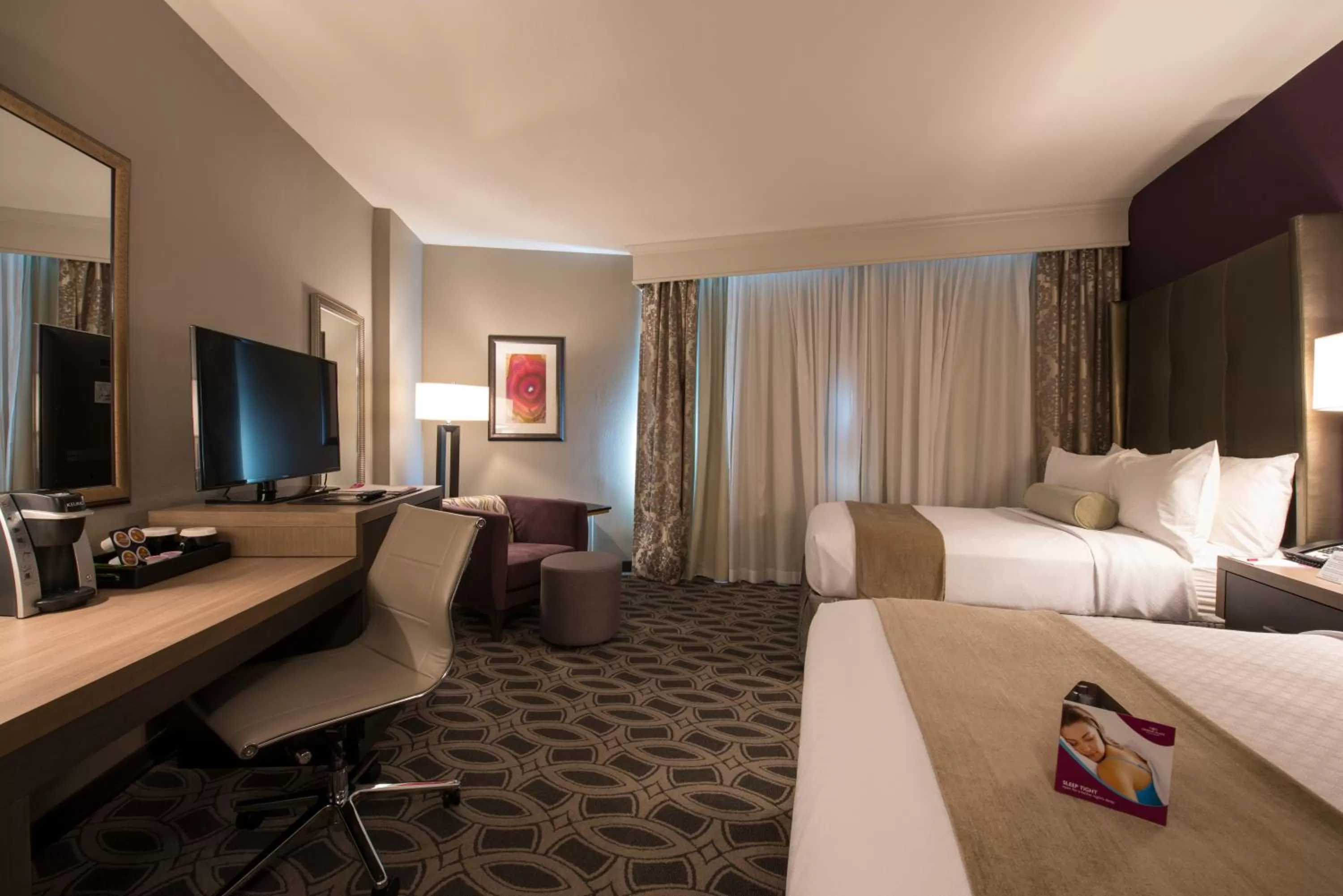 Crowne Plaza Saddle Brook by IHG