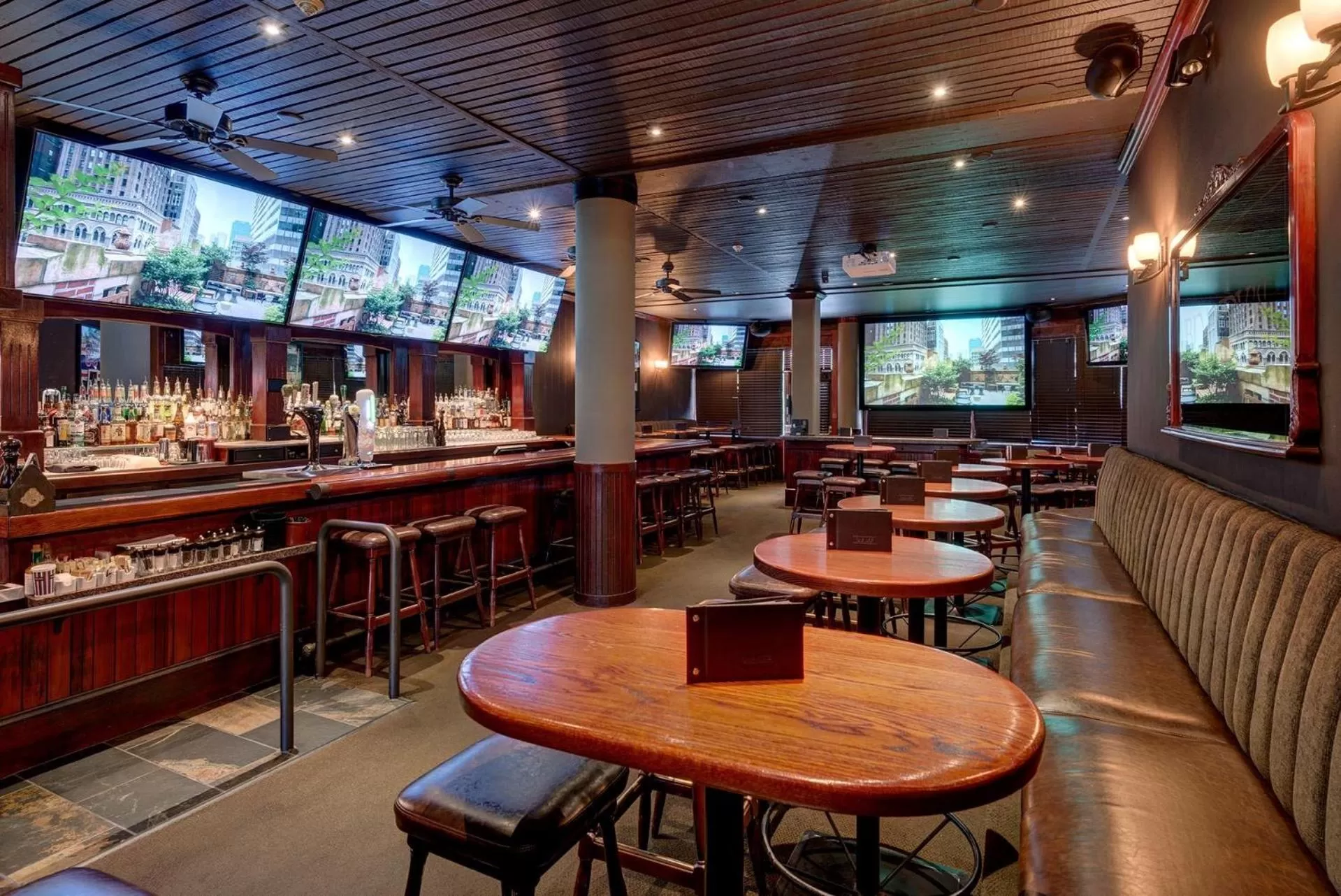 Restaurant/places to eat in Whistler Village Inn & Suites