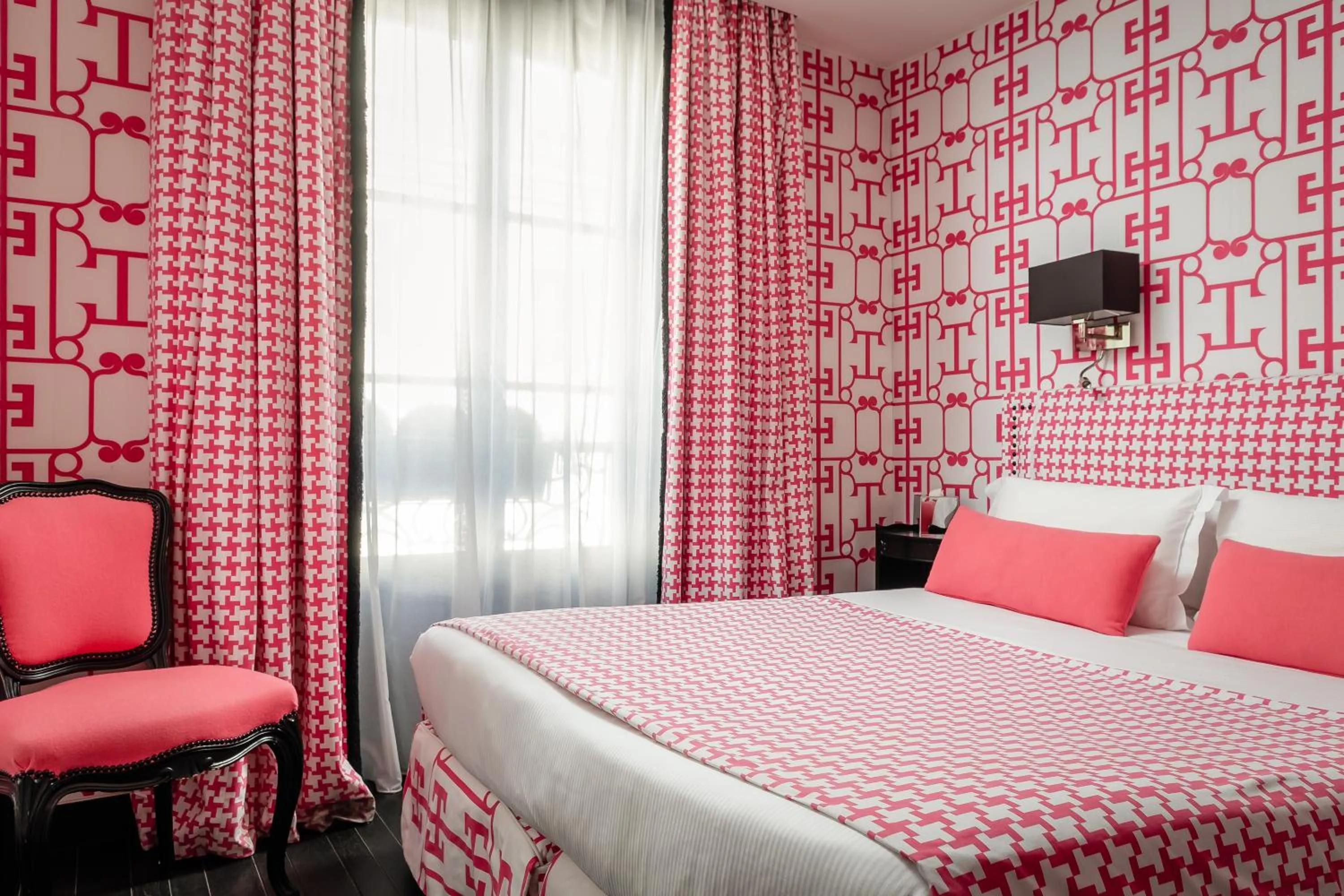 Superior Double or Twin Room in Monceau Elysées