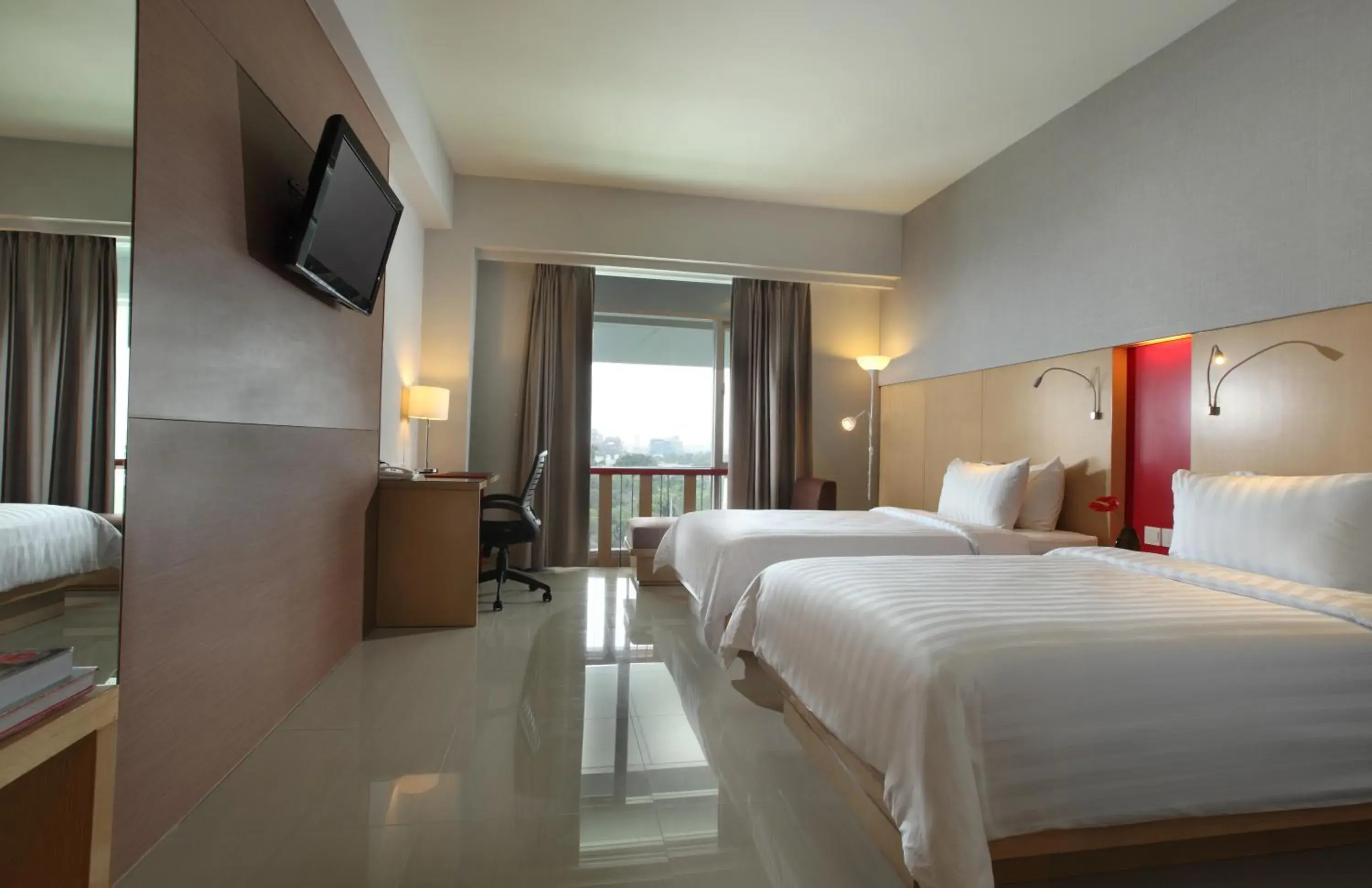Premier Twin Room in Santika Premiere Dyandra Hotel & Convention - Medan Premier Twin Room in Santika Premiere Dyandra Hotel & Convention - Medan