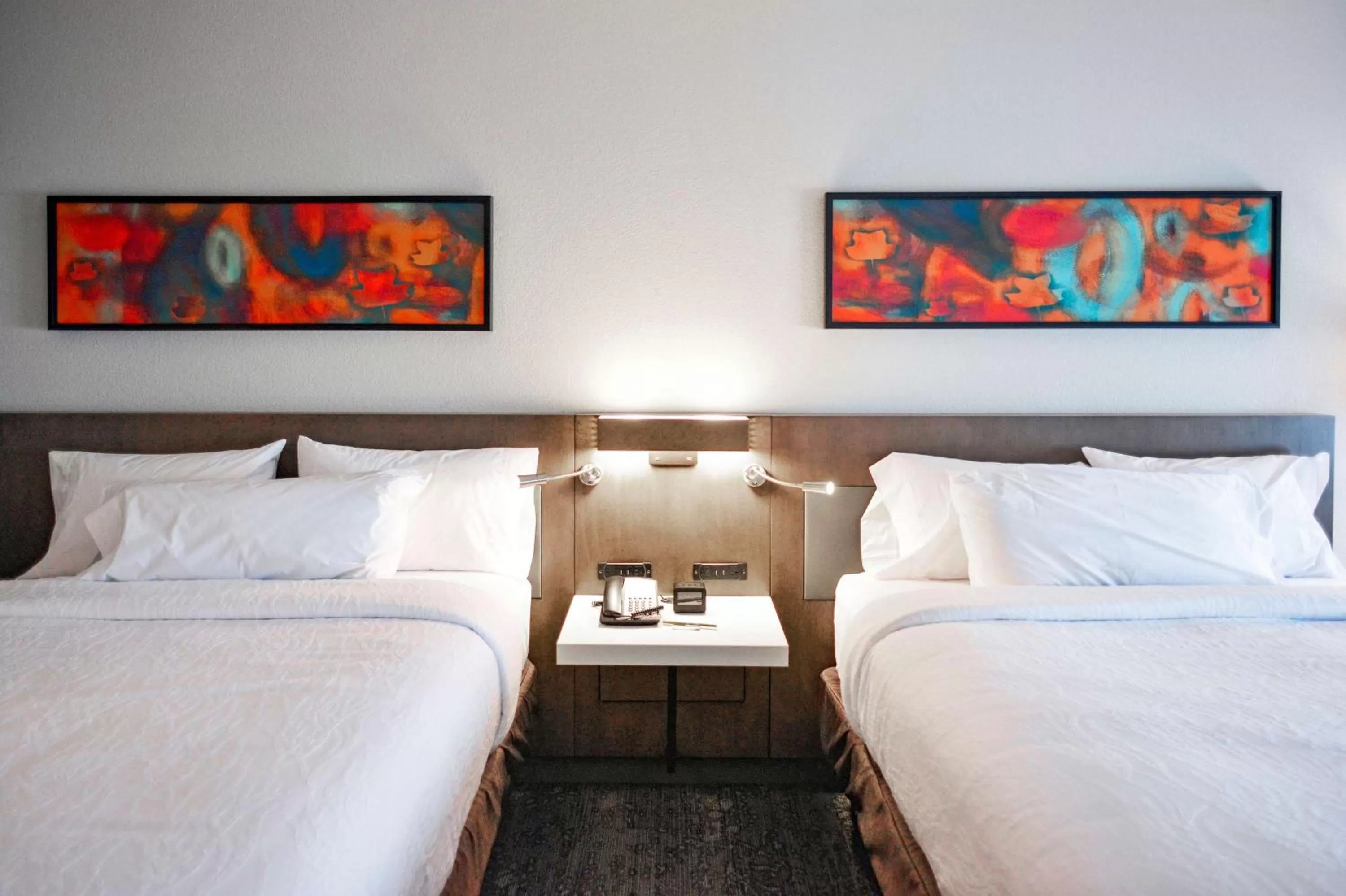 Bed in Hilton Garden Inn Louisville Mall Of St. Matthews