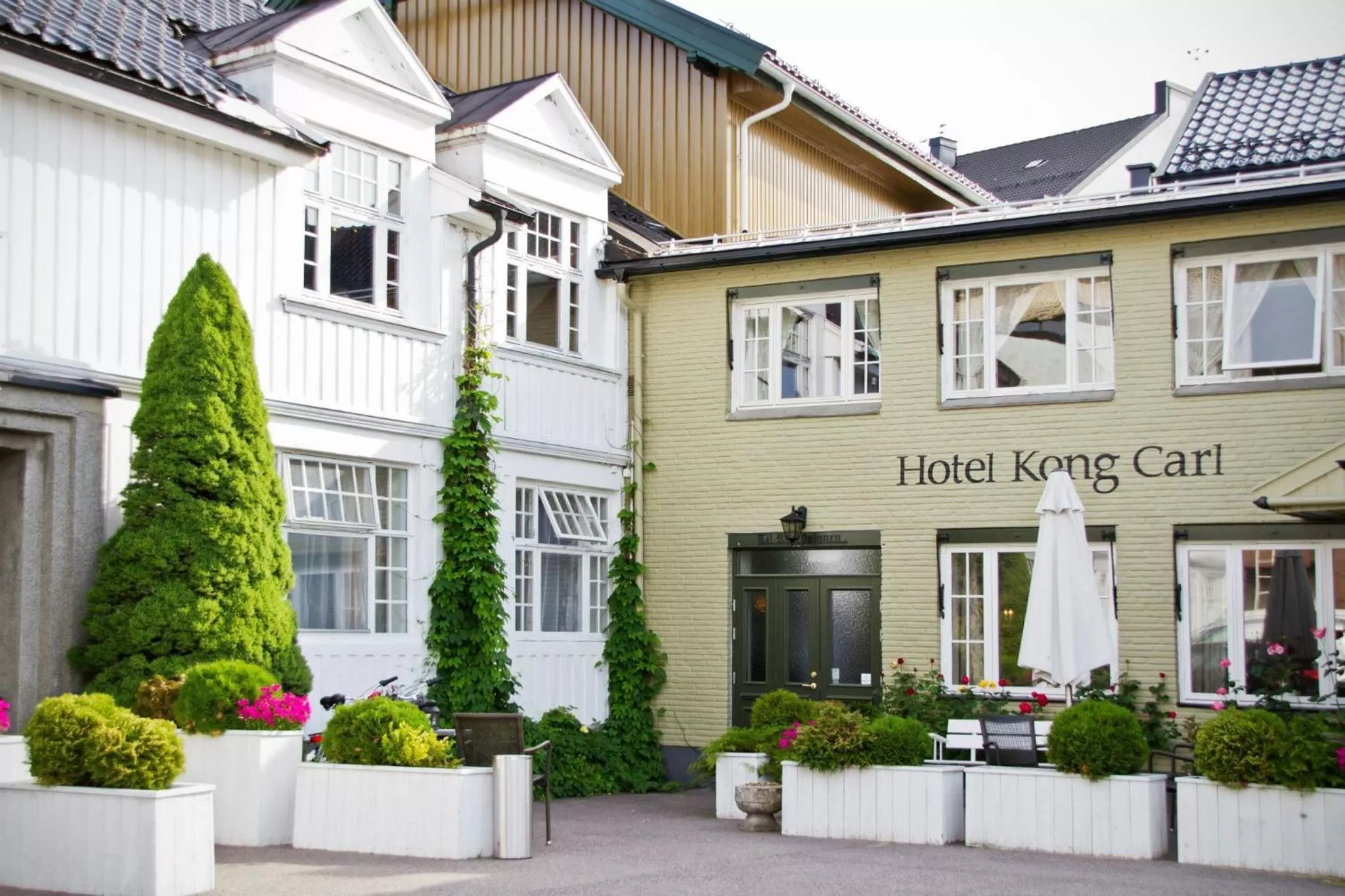 Facade/entrance in Hotel Kong Carl - Unike Hoteller