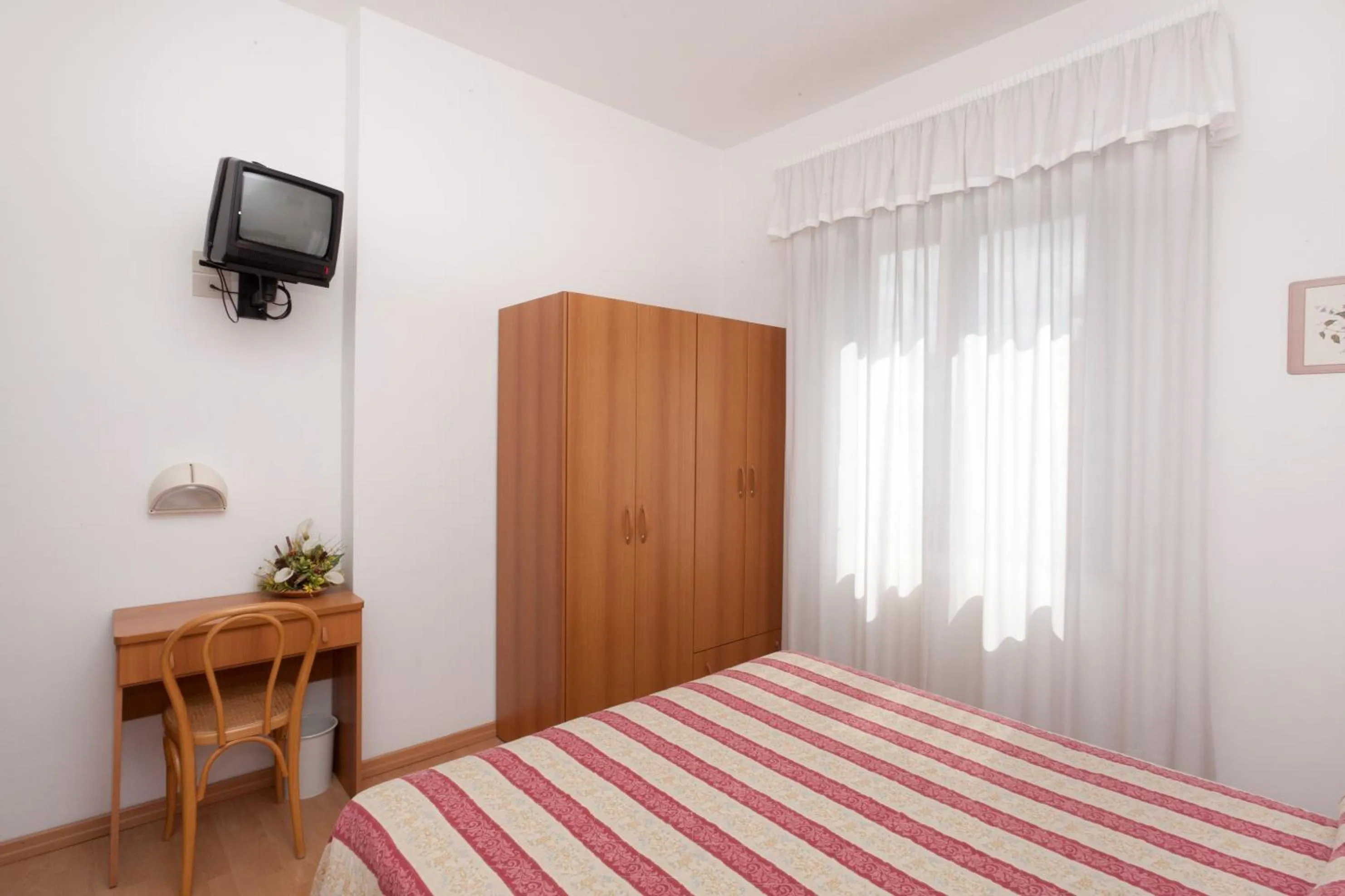 Bedroom, Bed in Hotel Perugina