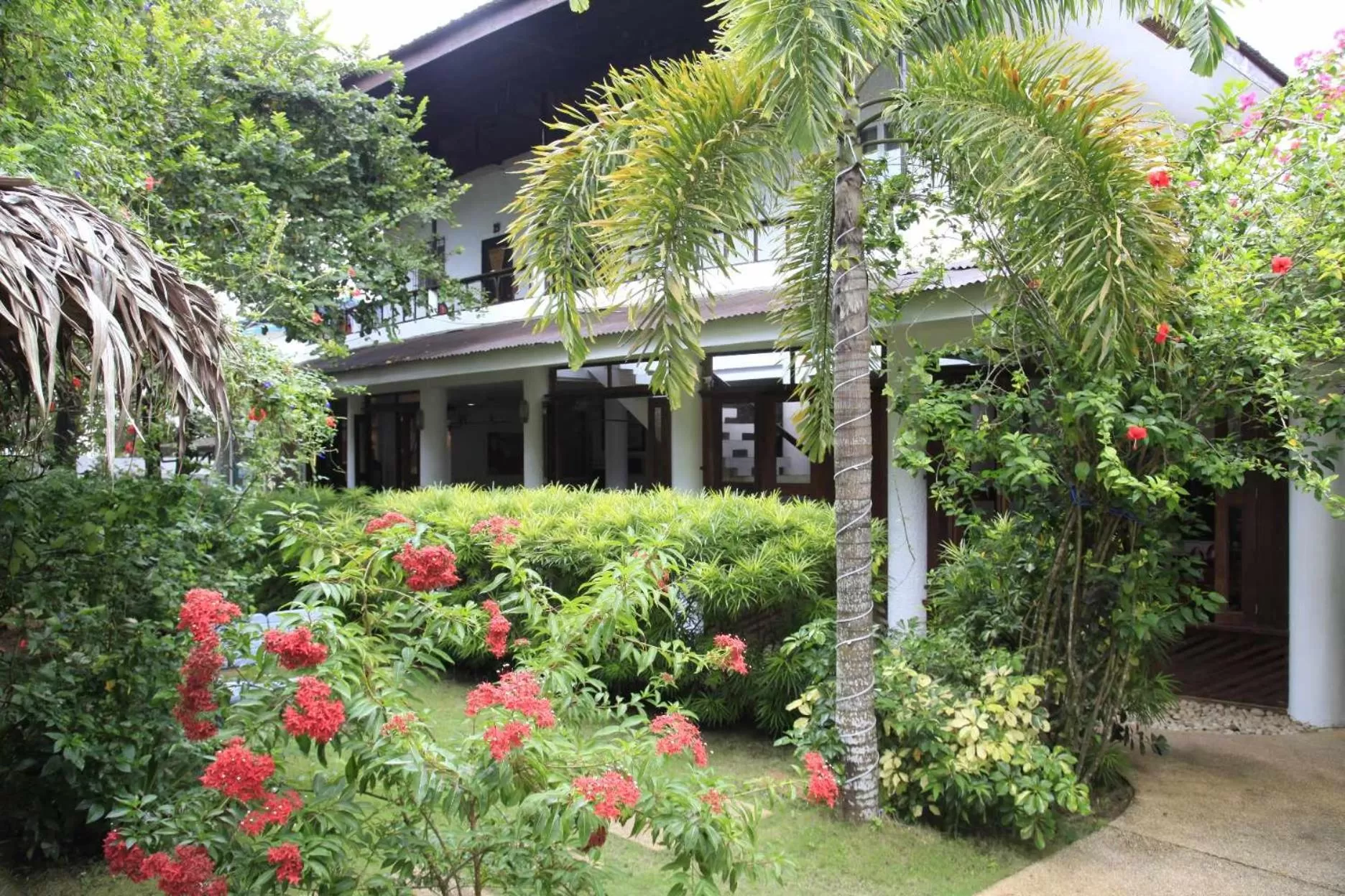 Property Building in Sunz en Coron Resort