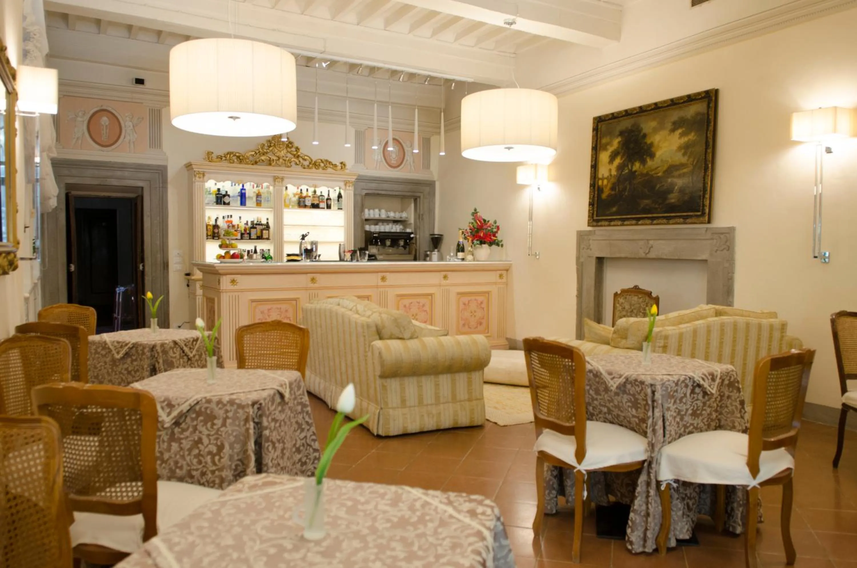 Lounge or bar in Hotel San Michele