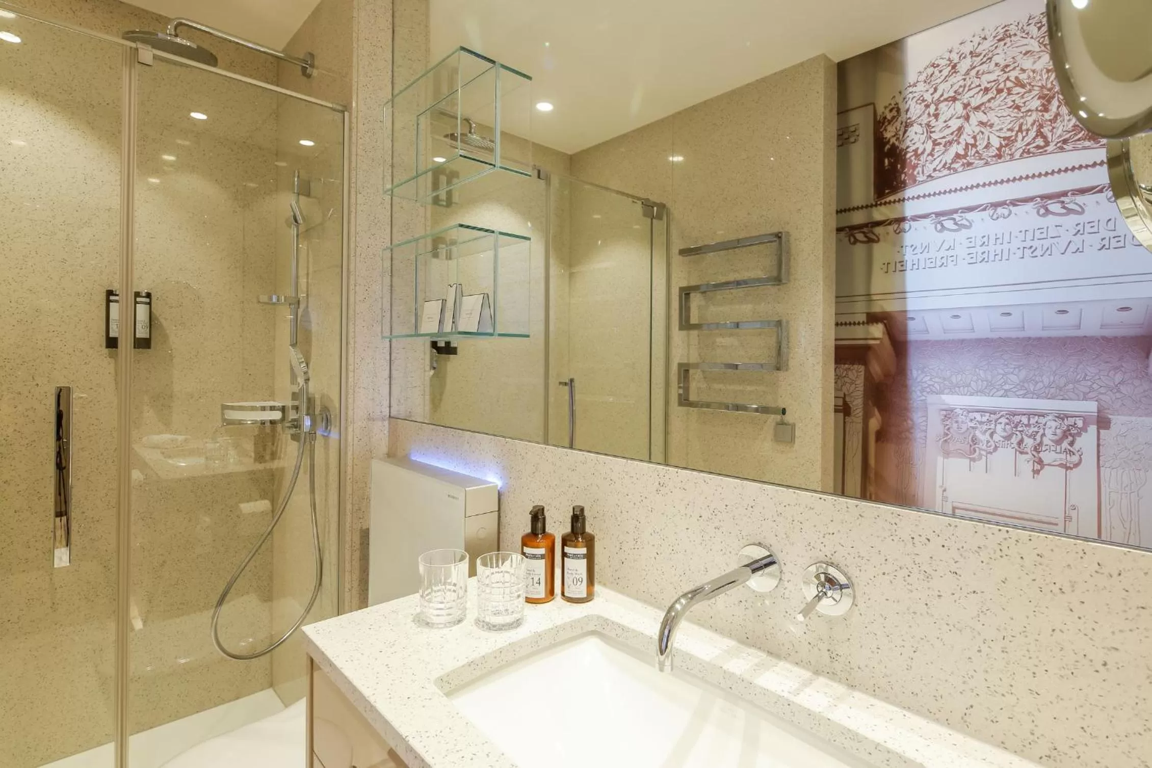 Shower in Boutiquehotel Das Tyrol