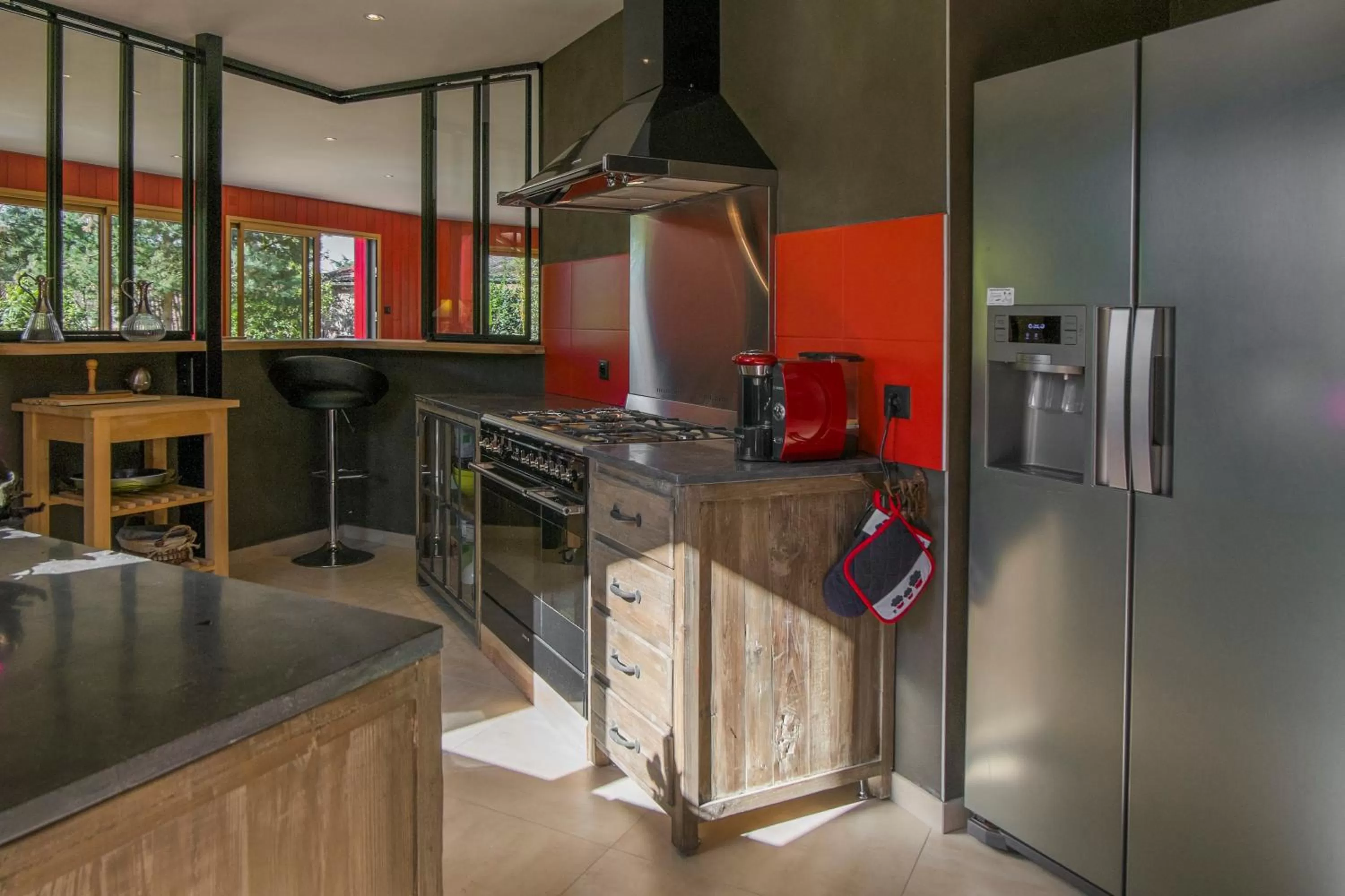 Kitchen or kitchenette in Homgaïa chambres d'hôtes