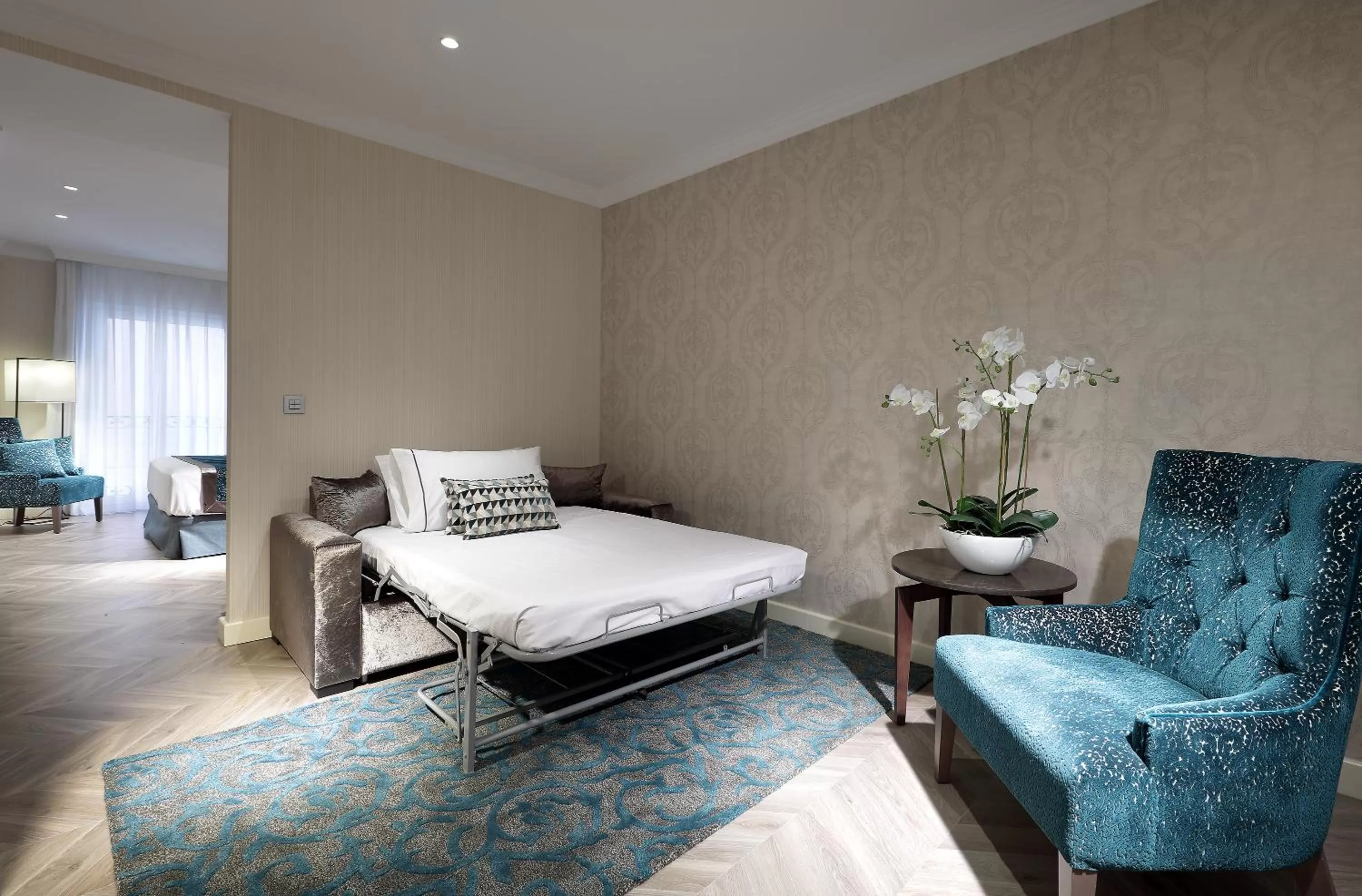 Bed in Eurostars Casa de la Lírica