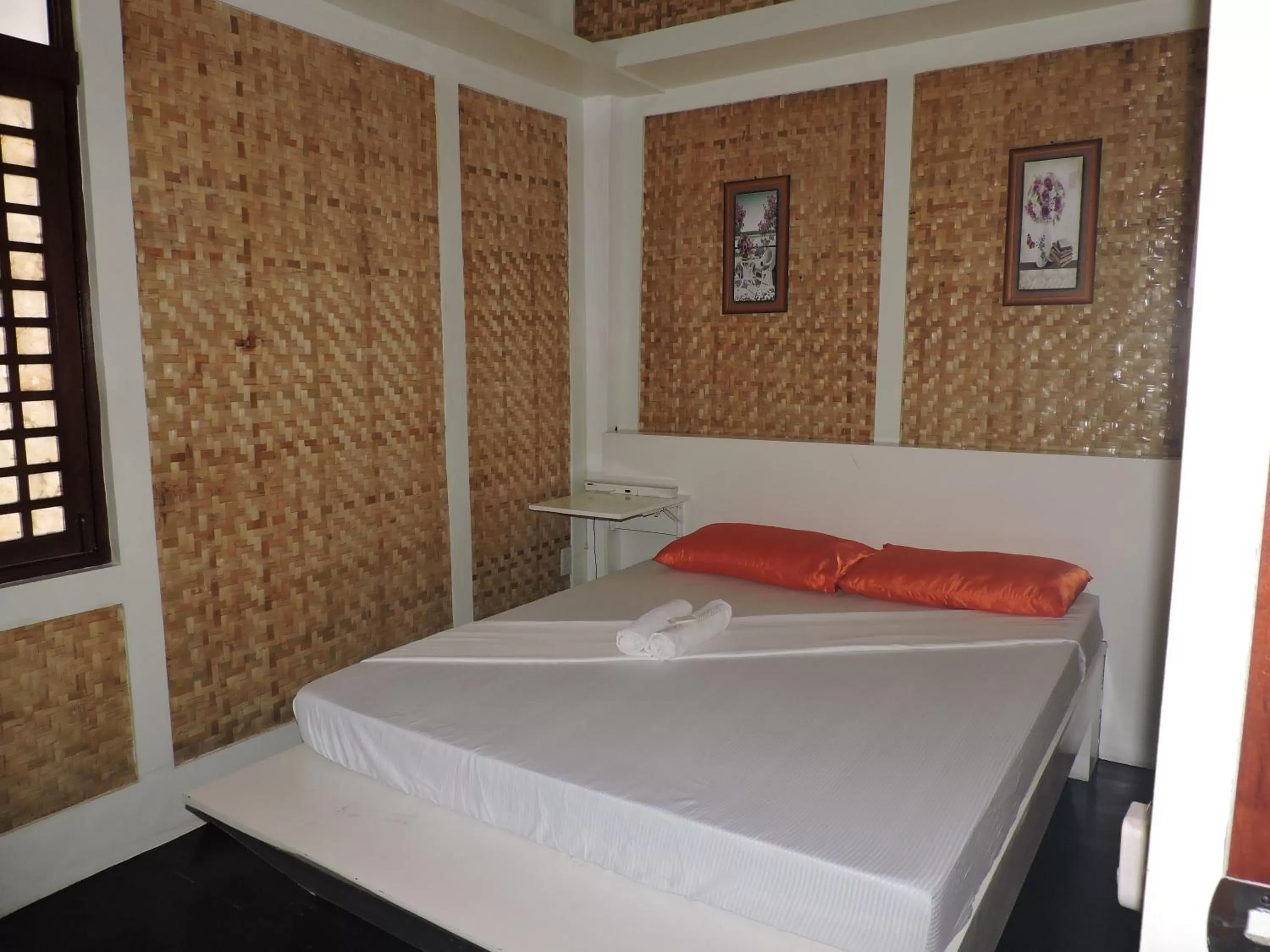 Bed in Orange Mangrove Pension House by SMS Hospitality